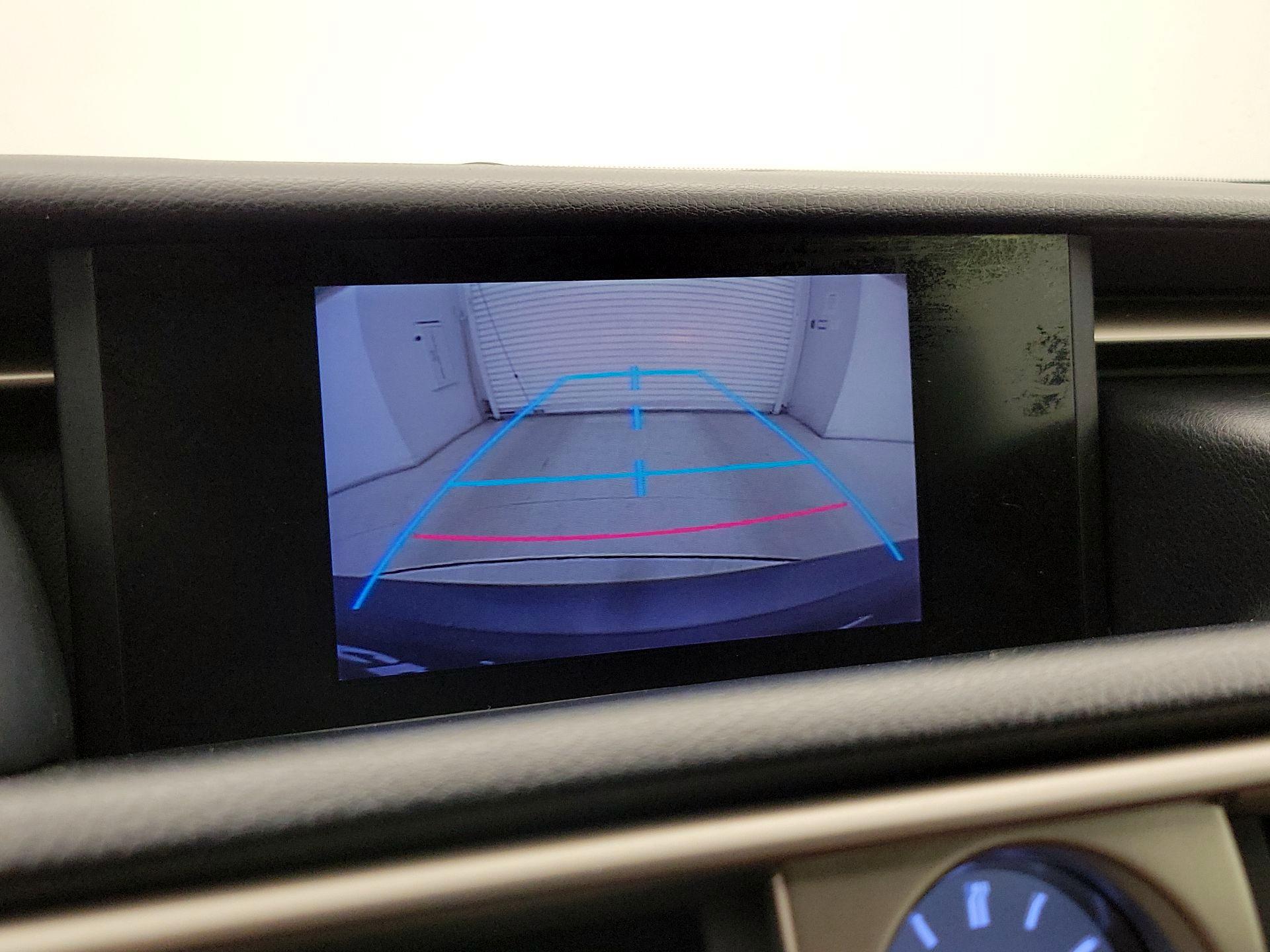 Thumbnail: 2014 Lexus IS - 14