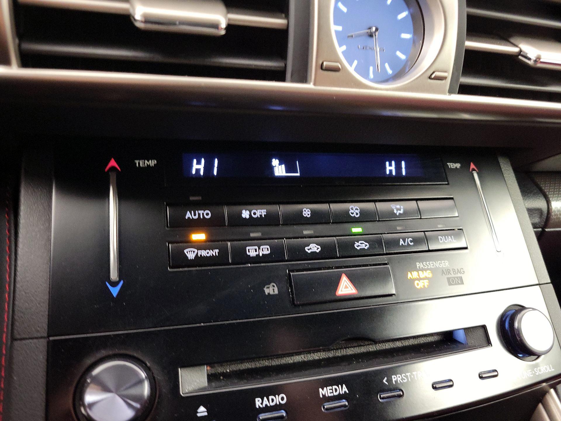 Thumbnail: 2014 Lexus IS - 16