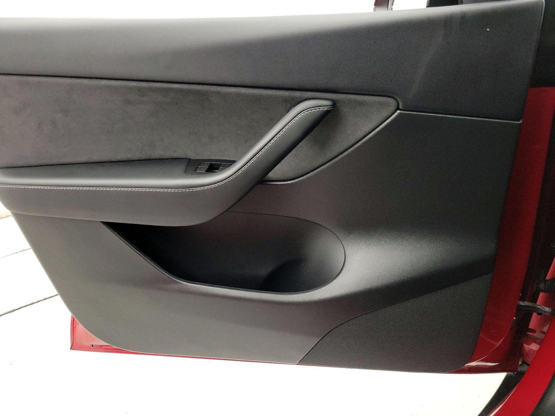 Thumbnail: 2022 Tesla Model Y - 12