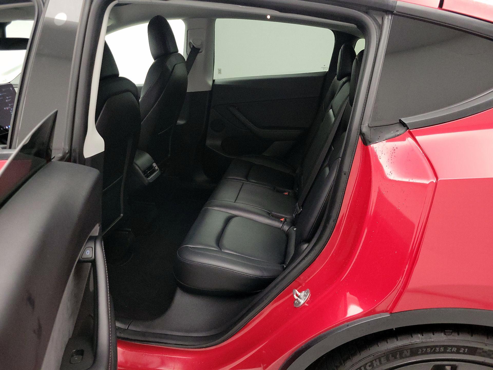 Thumbnail: 2022 Tesla Model Y - 19