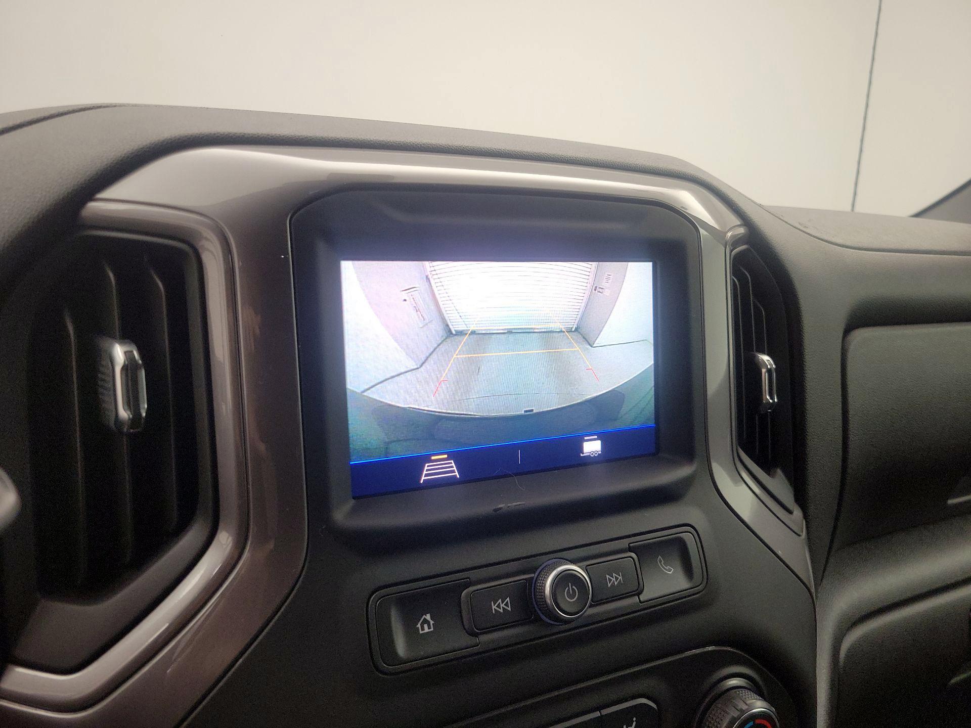 Thumbnail: 2021 Chevrolet Silverado 1500 - 14