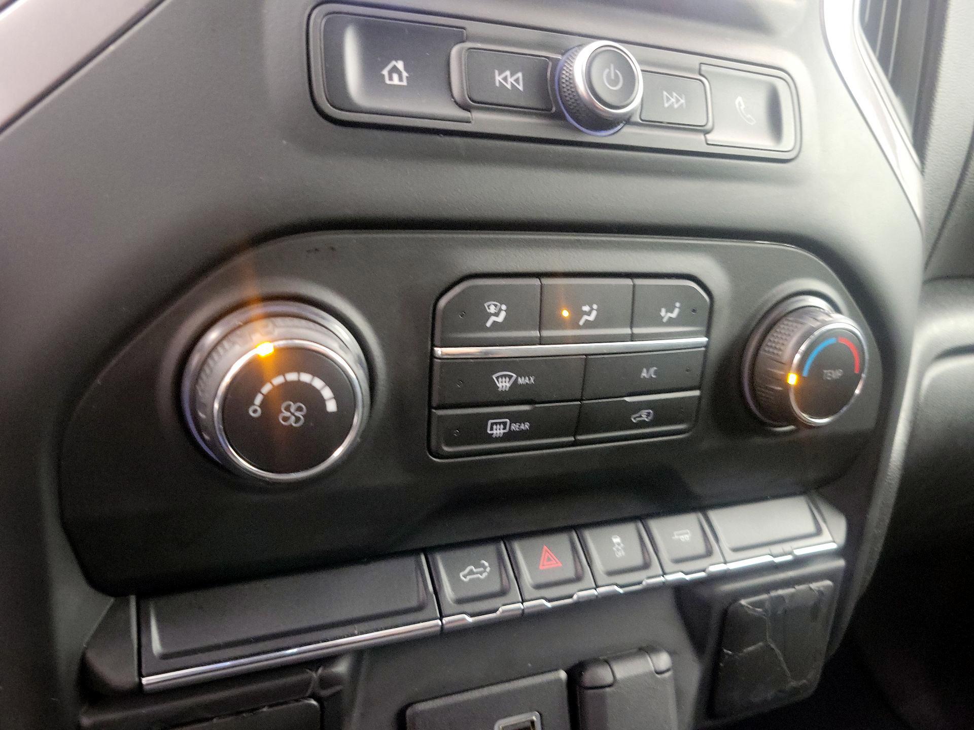 Thumbnail: 2021 Chevrolet Silverado 1500 - 16