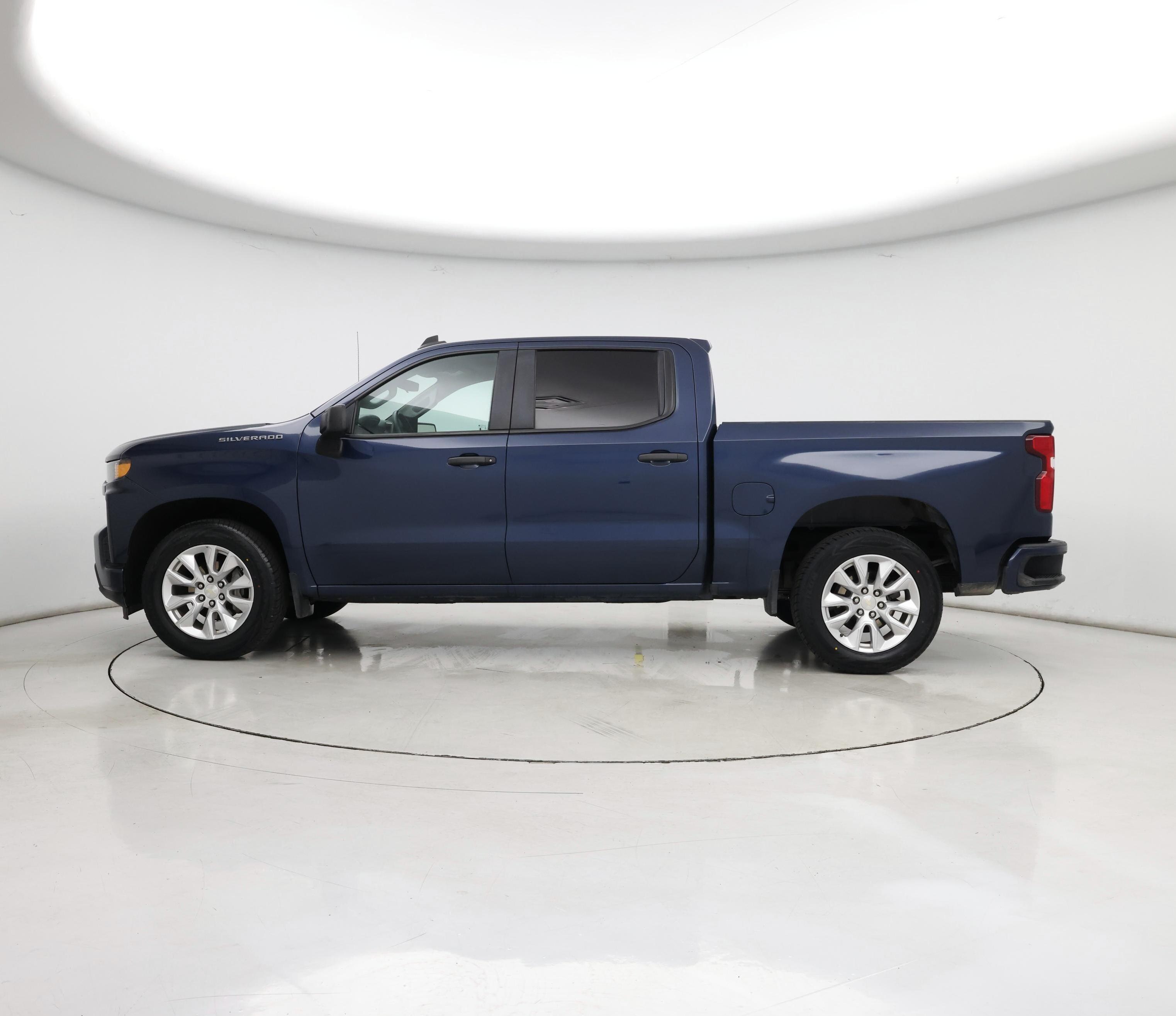 Thumbnail: 2021 Chevrolet Silverado 1500 - 3