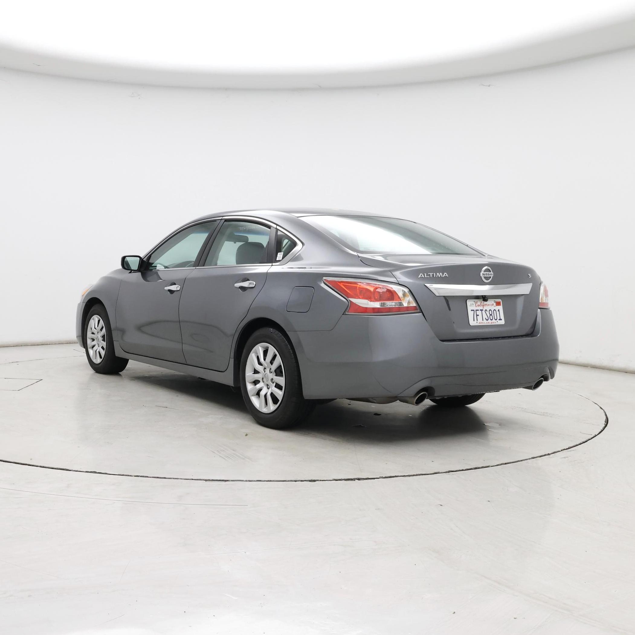 Thumbnail: 2015 Nissan Altima - 2