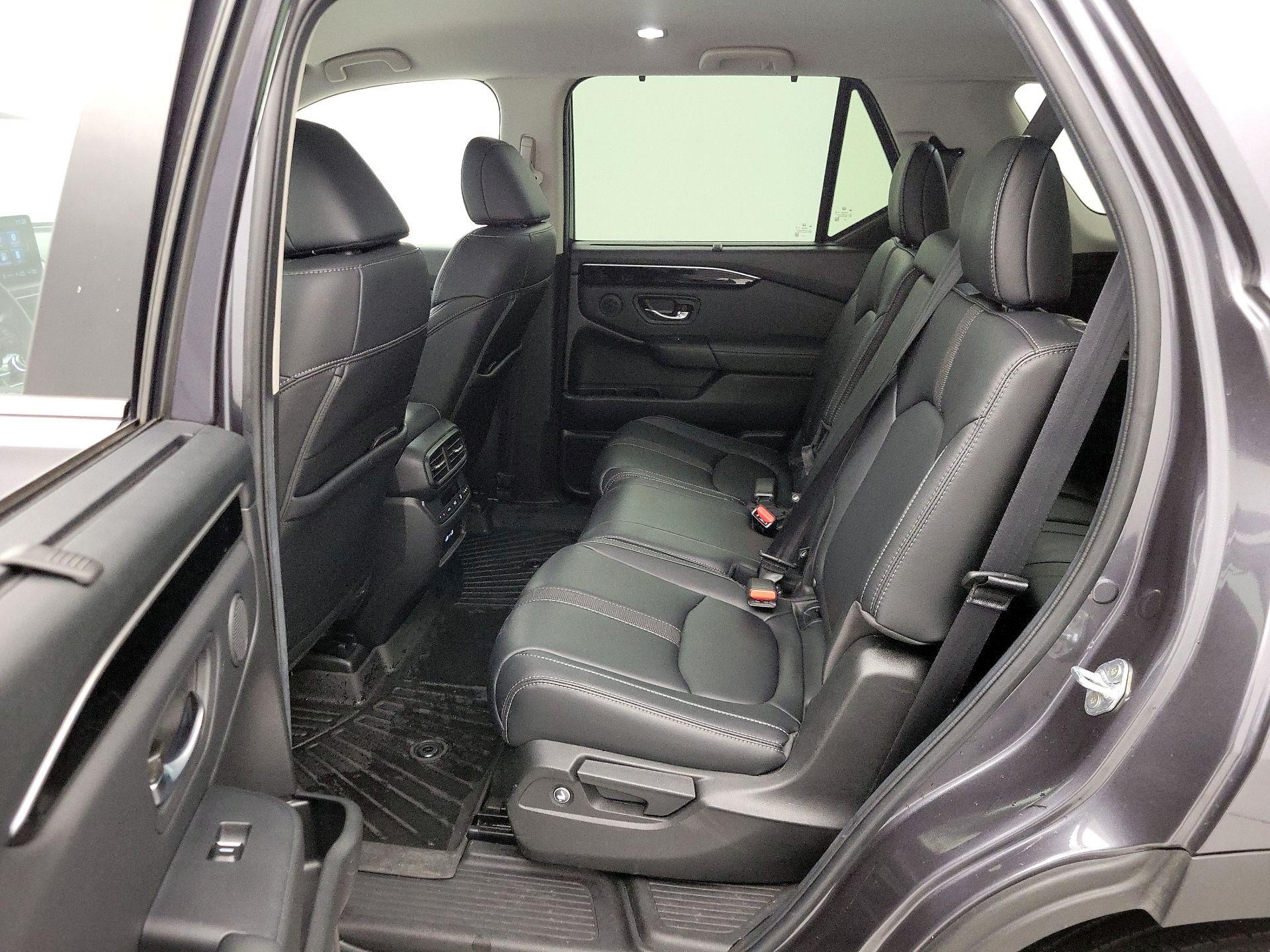 Thumbnail: 2023 Honda Pilot - 19