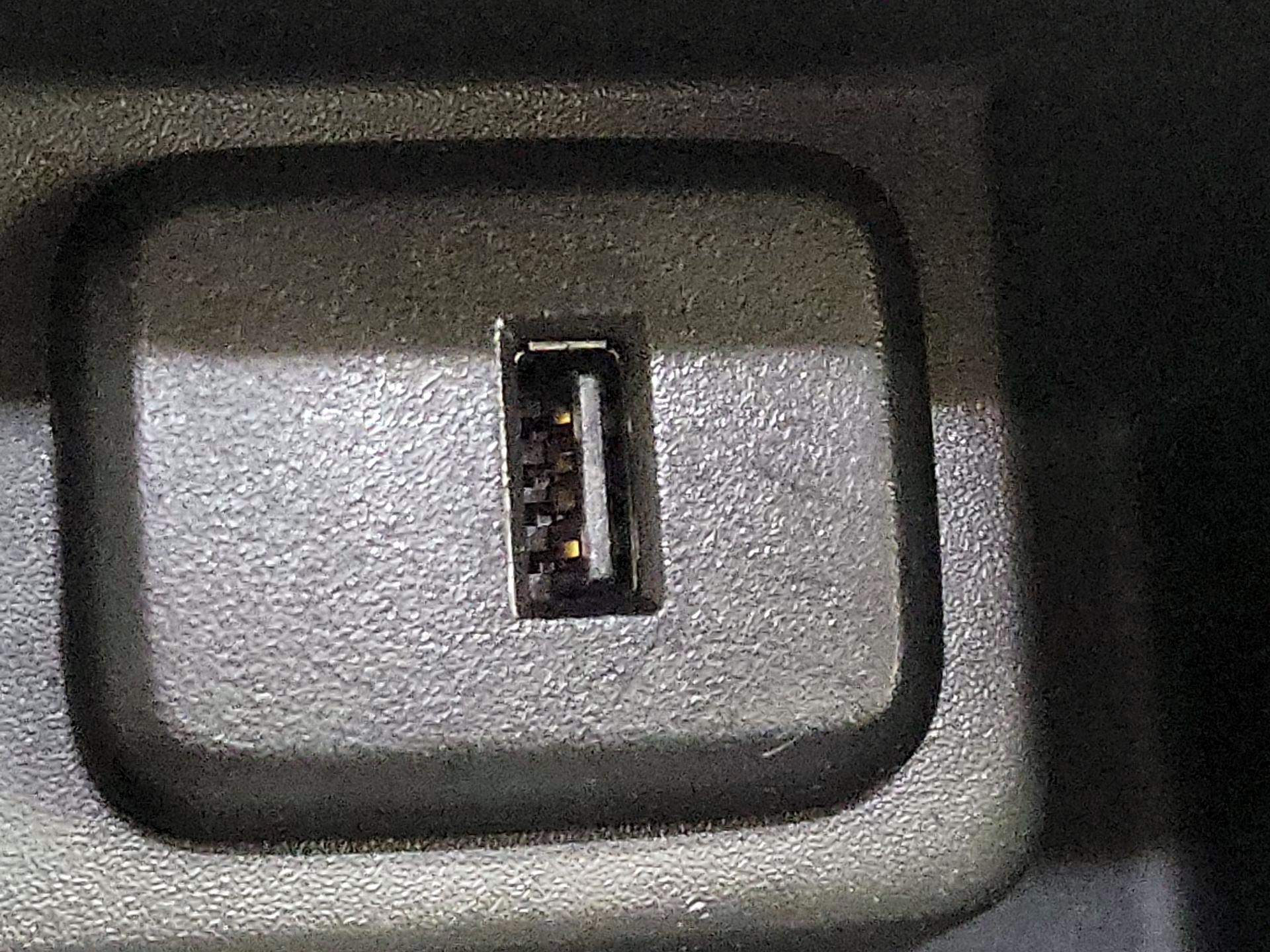 Thumbnail: 2018 Buick Regal - 18