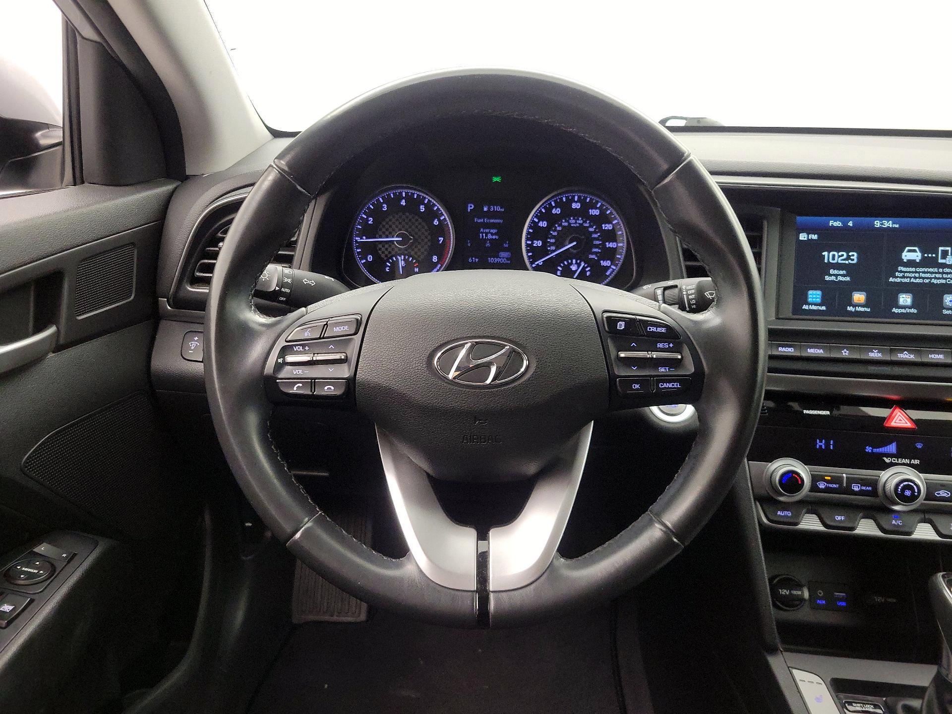 Thumbnail: 2020 Hyundai Elantra - 10