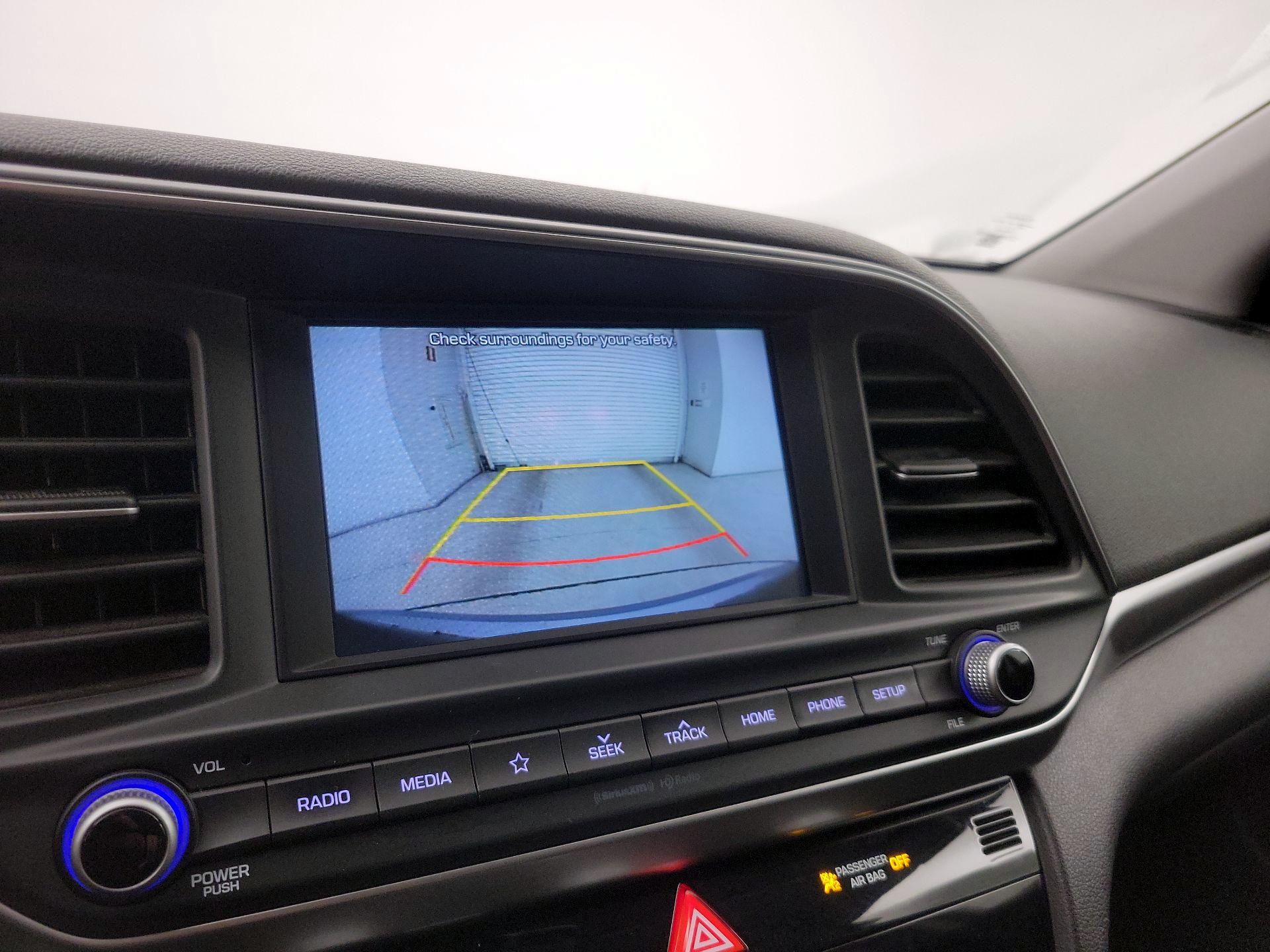 Thumbnail: 2020 Hyundai Elantra - 14