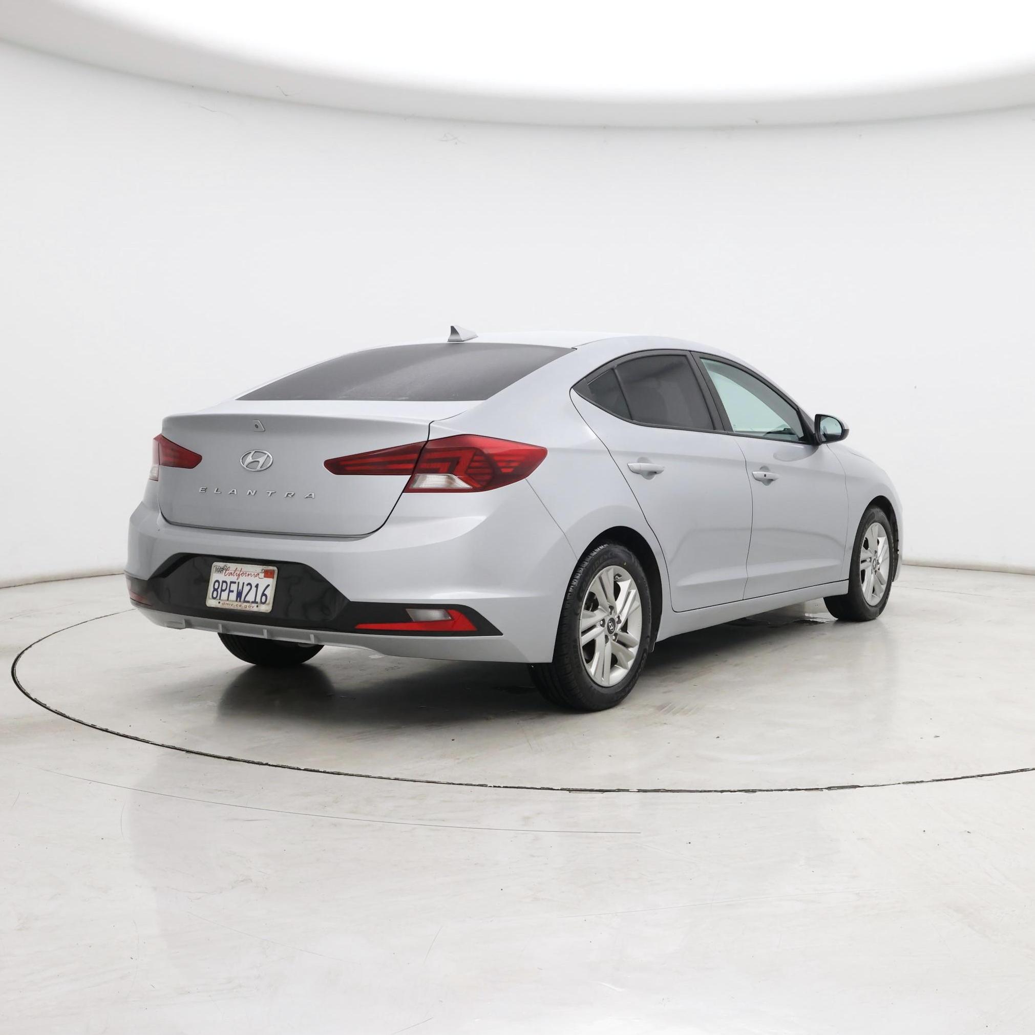 Thumbnail: 2020 Hyundai Elantra - 8