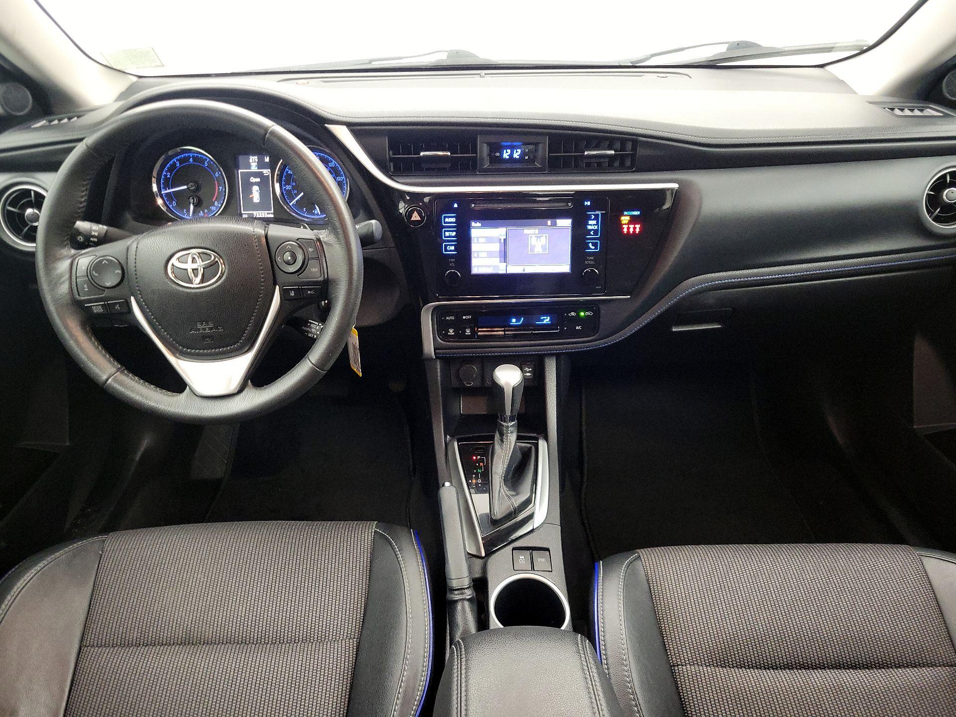 Thumbnail: 2018 Toyota Corolla - 9