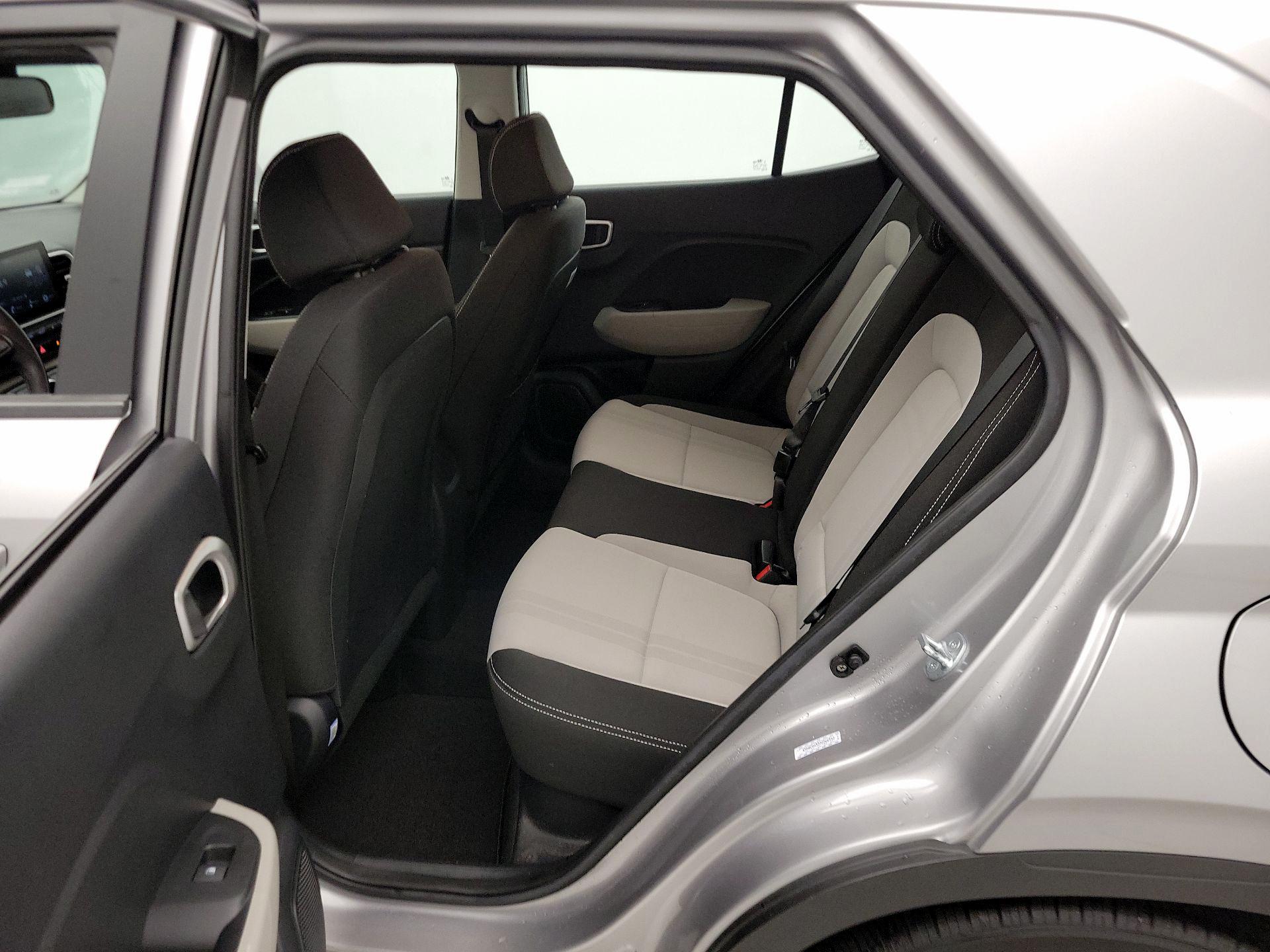 Thumbnail: 2023 Hyundai Venue - 20