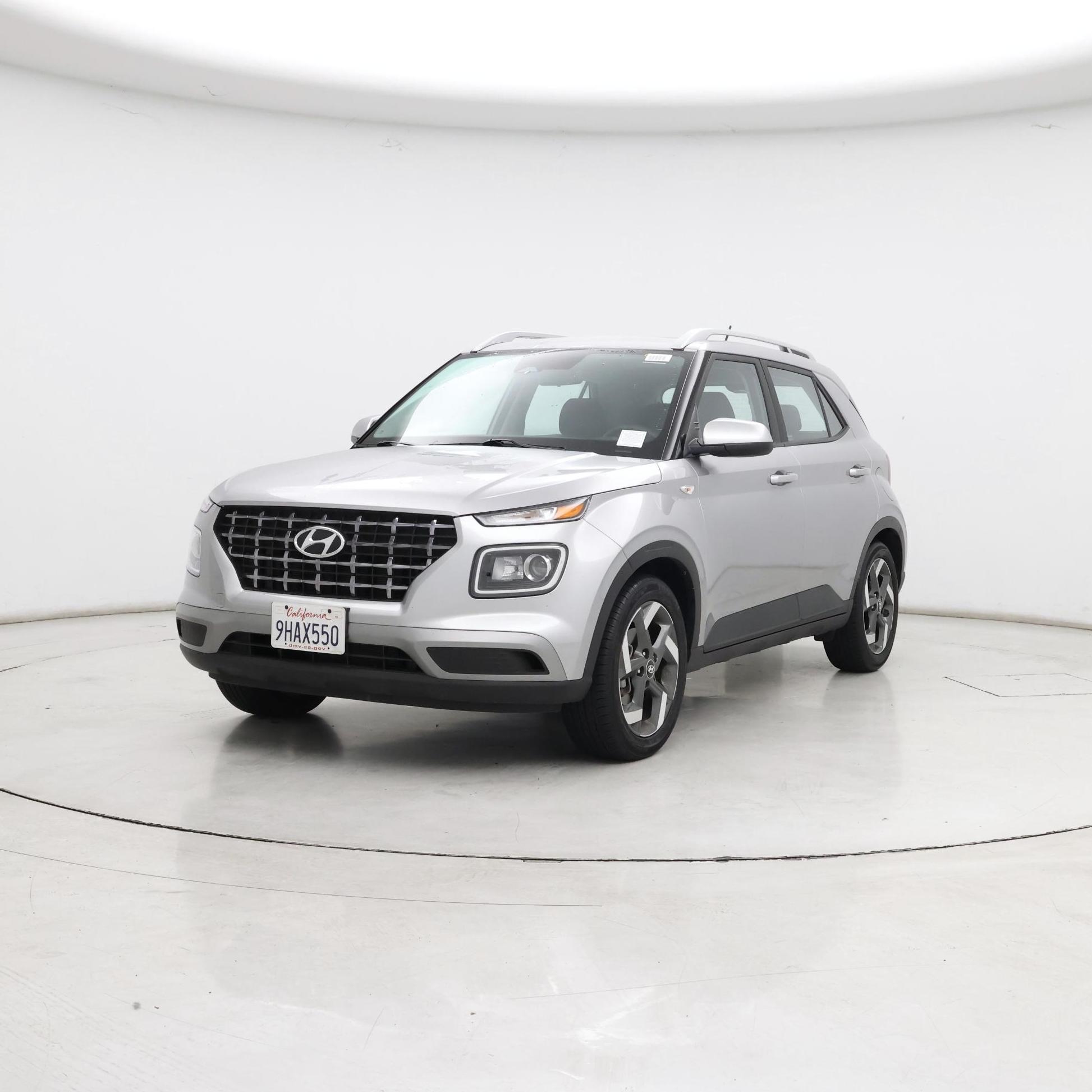 Thumbnail: 2023 Hyundai Venue - 4