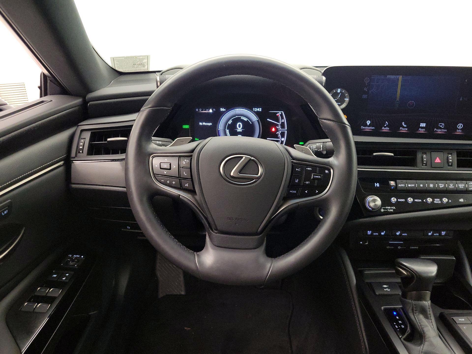 Thumbnail: 2022 Lexus ES - 10