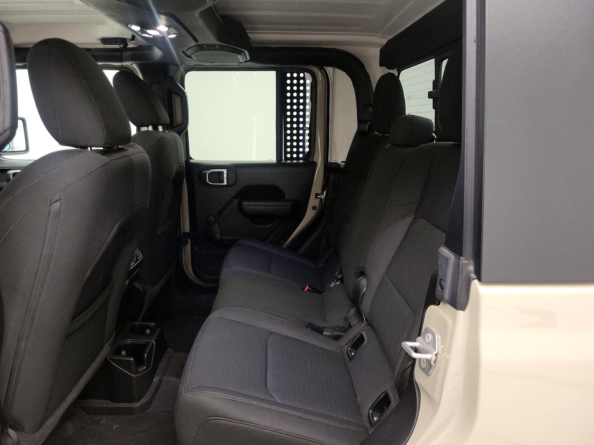 Thumbnail: 2022 Jeep Gladiator - 19