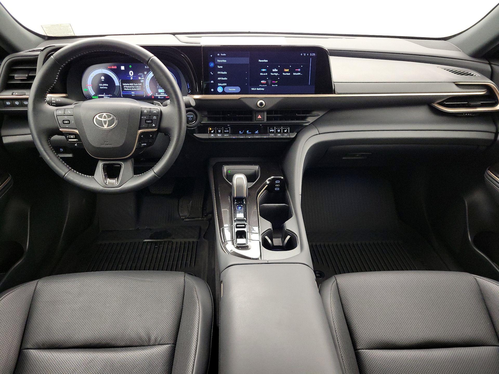 Thumbnail: 2025 Toyota Crown Signia - 9