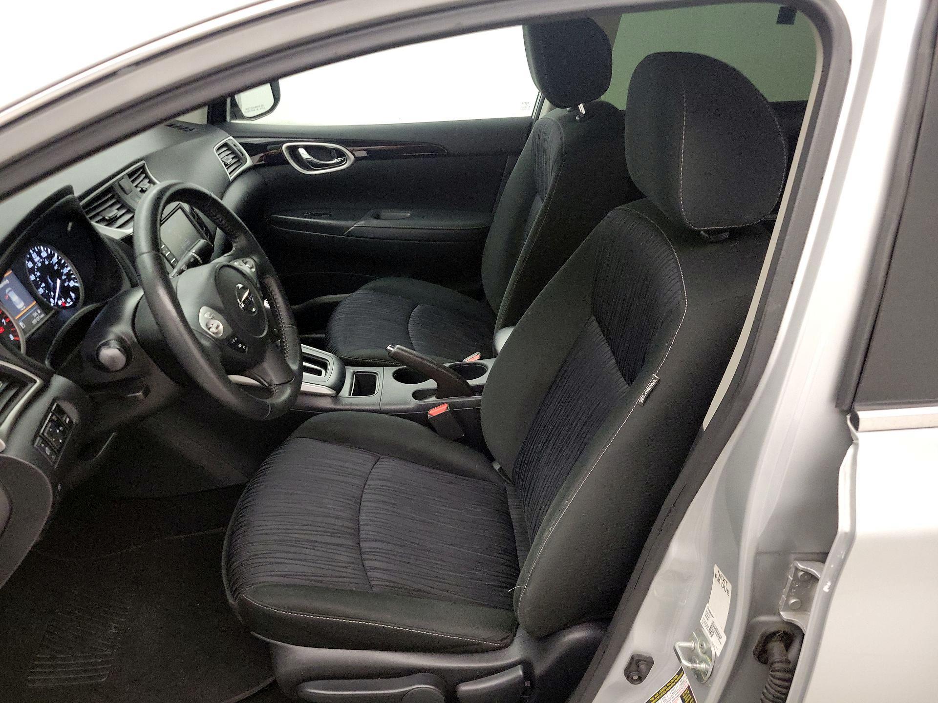 Thumbnail: 2019 Nissan Sentra - 11