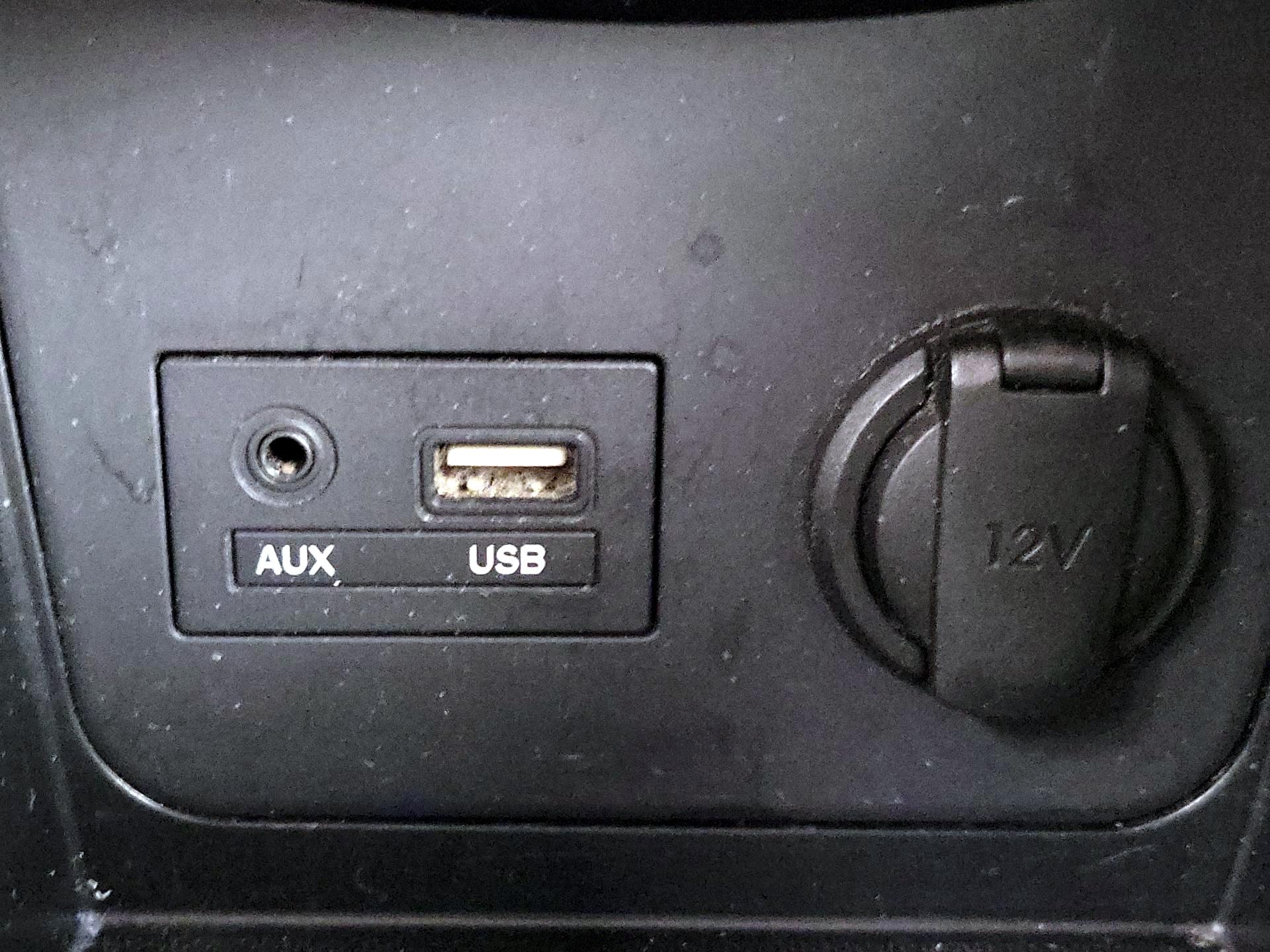 Thumbnail: 2016 Hyundai Accent - 17