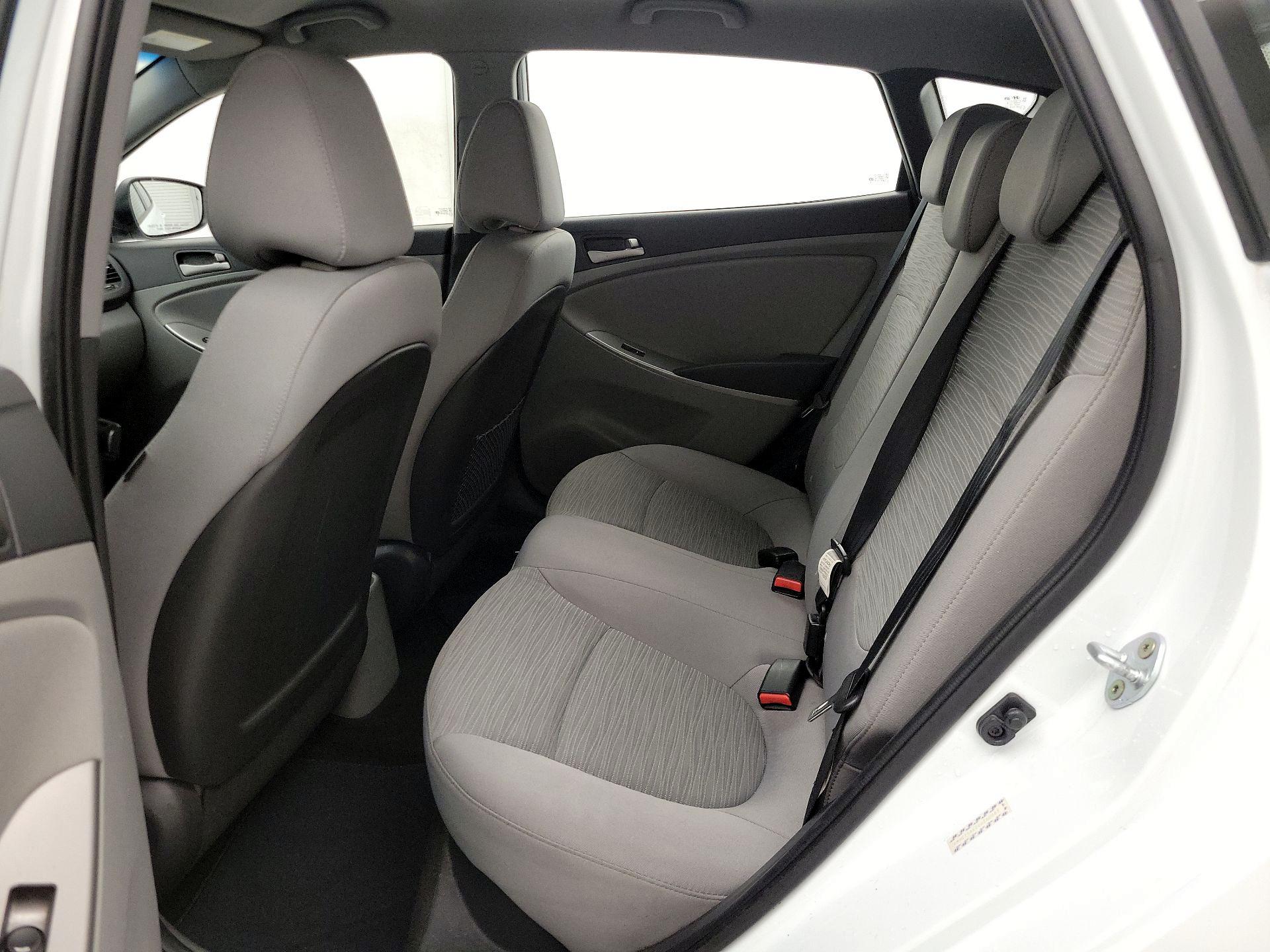 Thumbnail: 2016 Hyundai Accent - 18