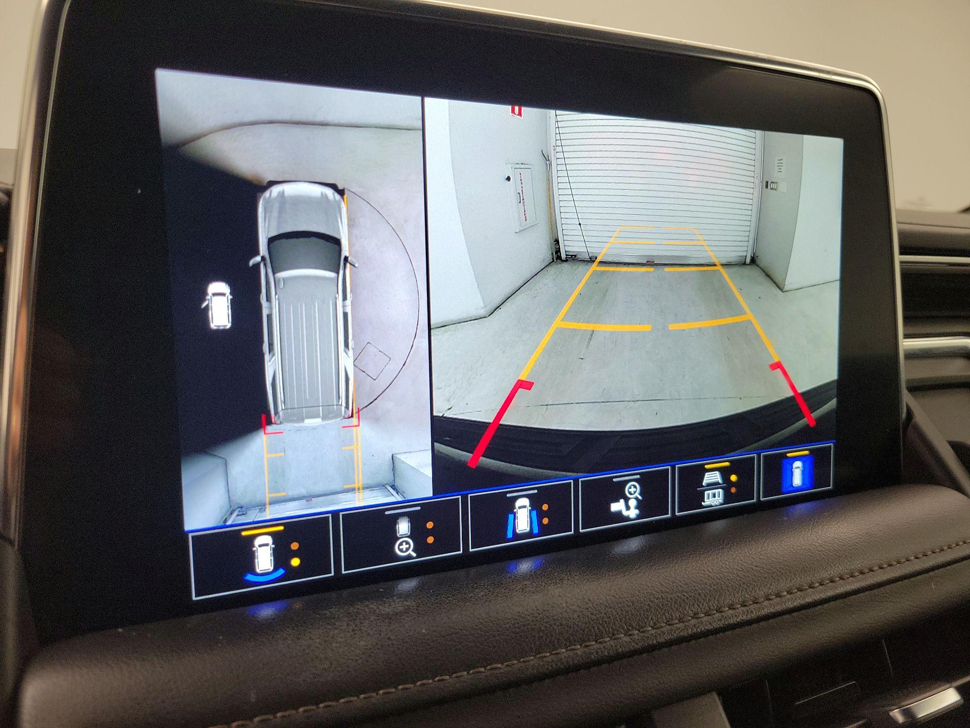 Thumbnail: 2021 Chevrolet Tahoe - 14