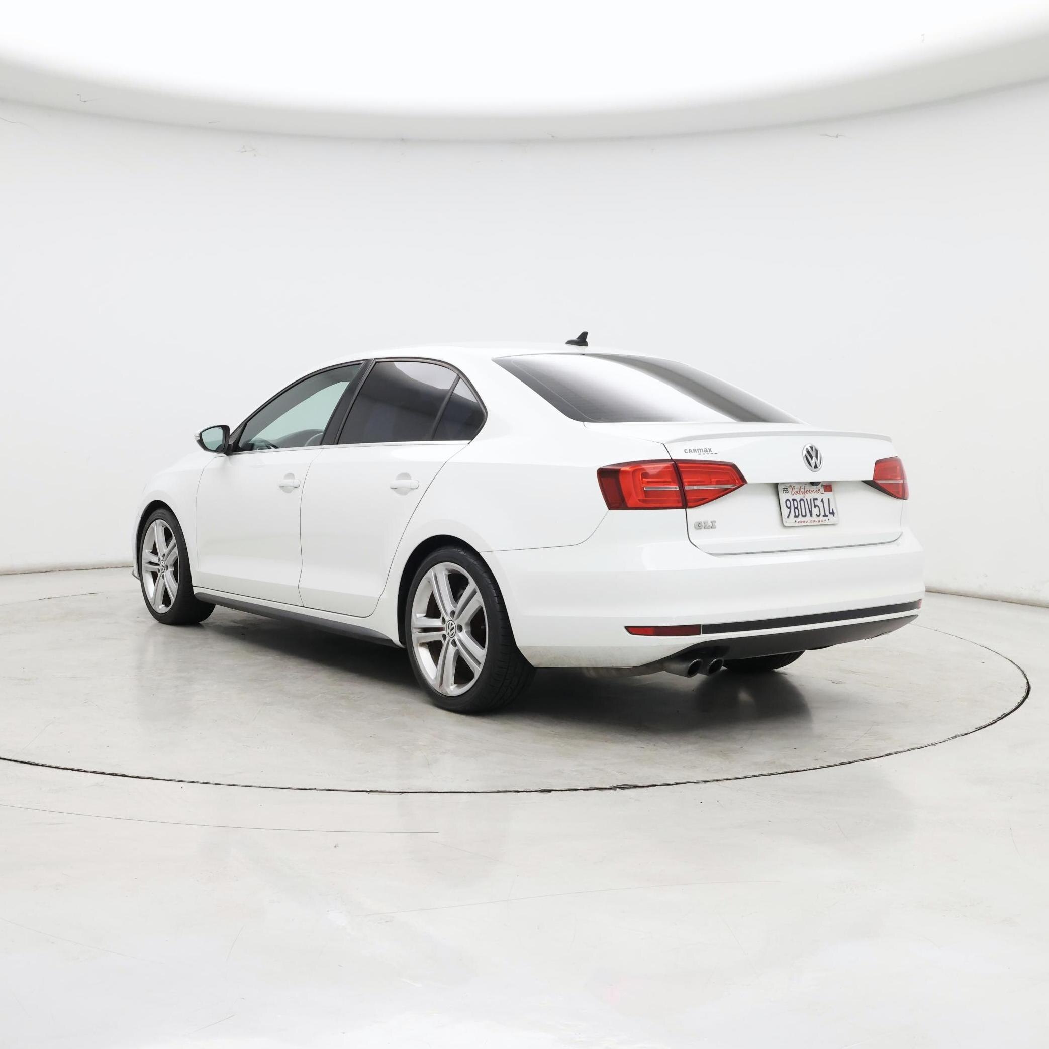 Thumbnail: 2015 Volkswagen Jetta - 2