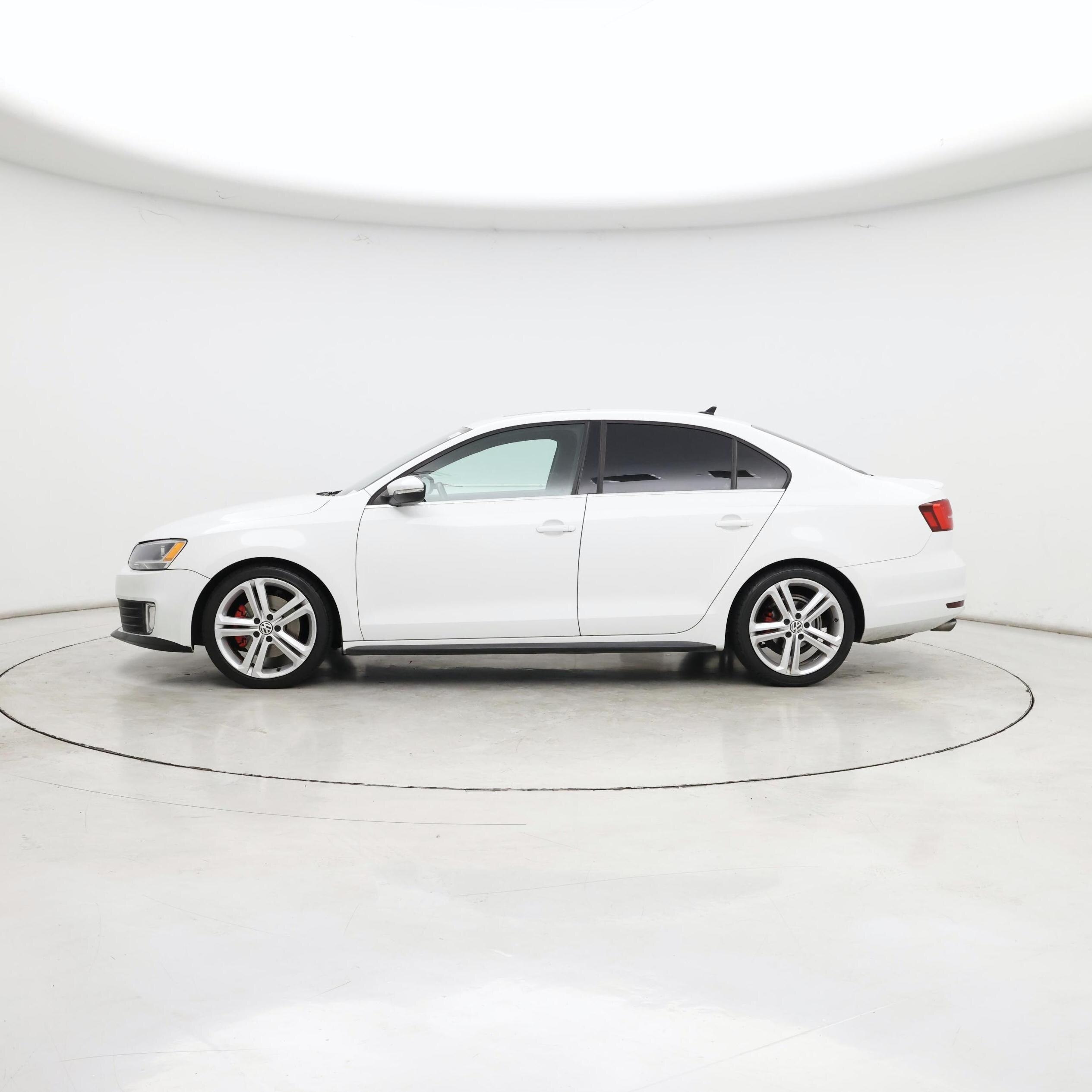 Thumbnail: 2015 Volkswagen Jetta - 3