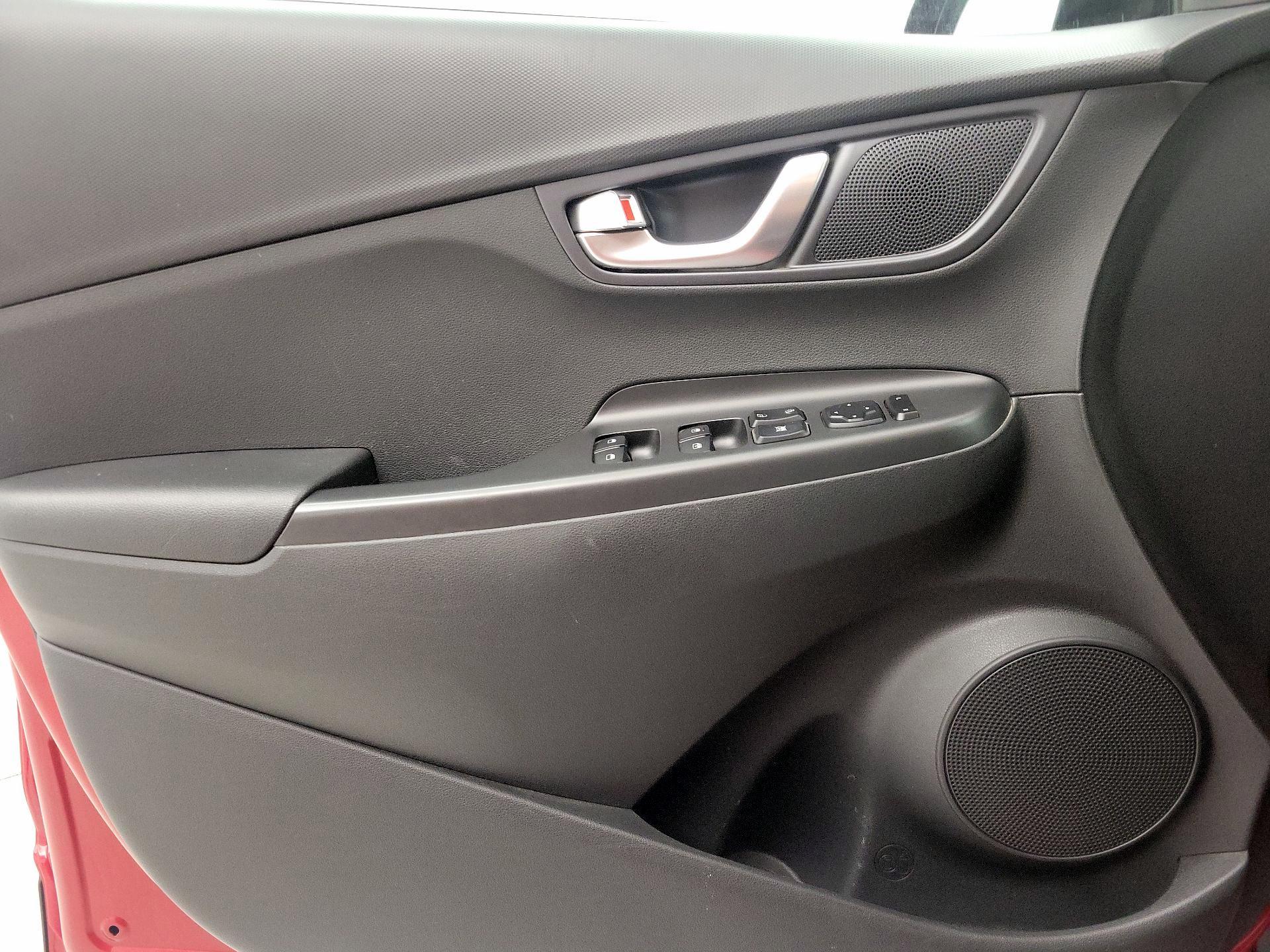 Thumbnail: 2022 Hyundai Kona - 12