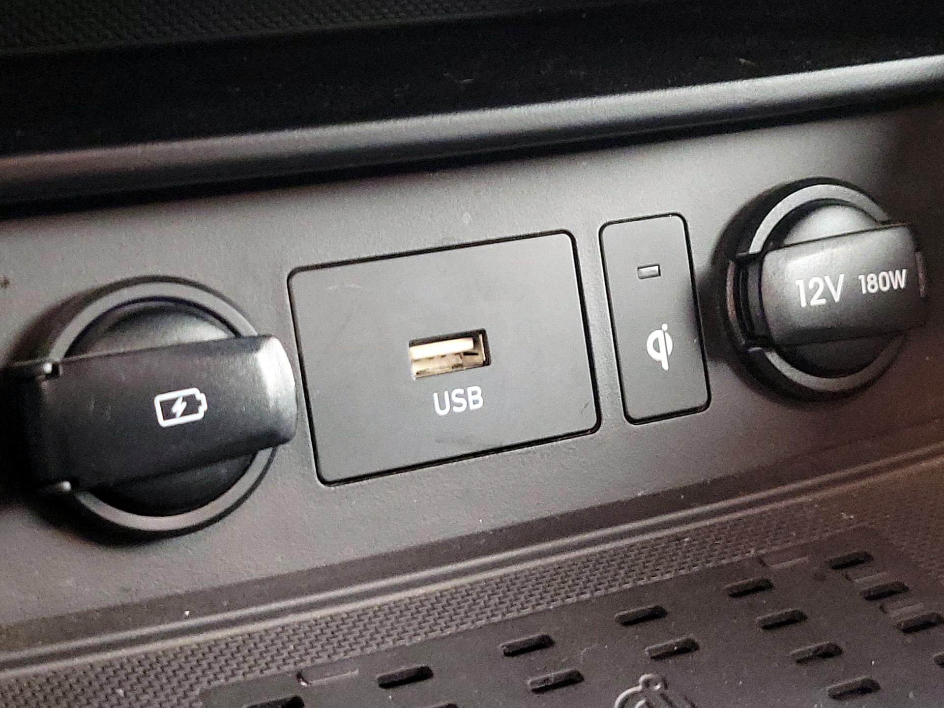 Thumbnail: 2022 Hyundai Kona - 18