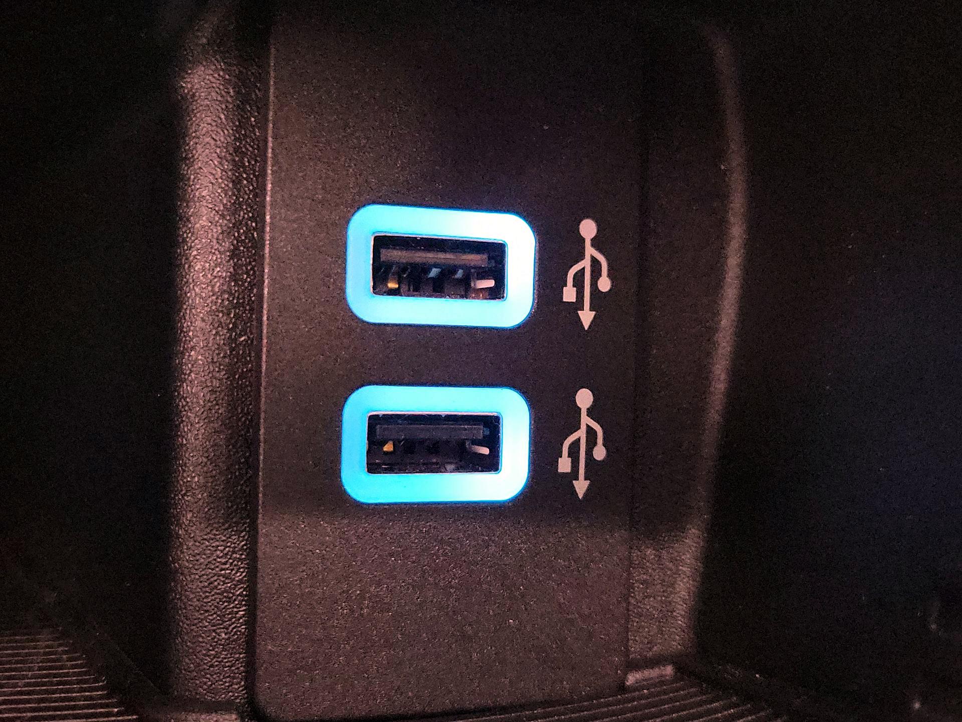 Thumbnail: 2017 Ford Edge - 19