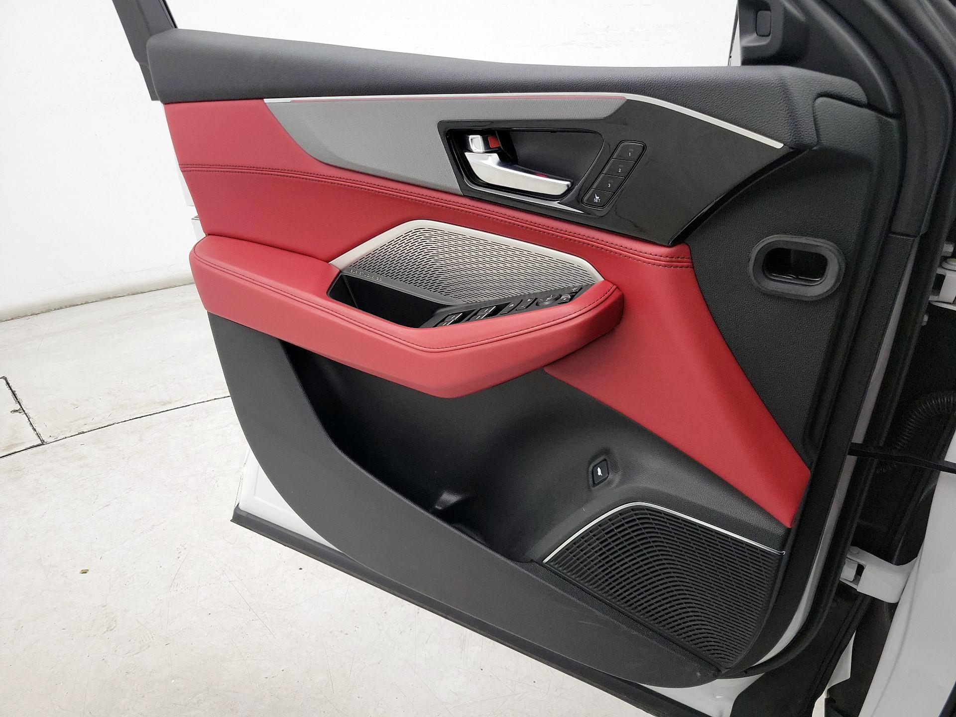 Thumbnail: 2022 Acura MDX - 12