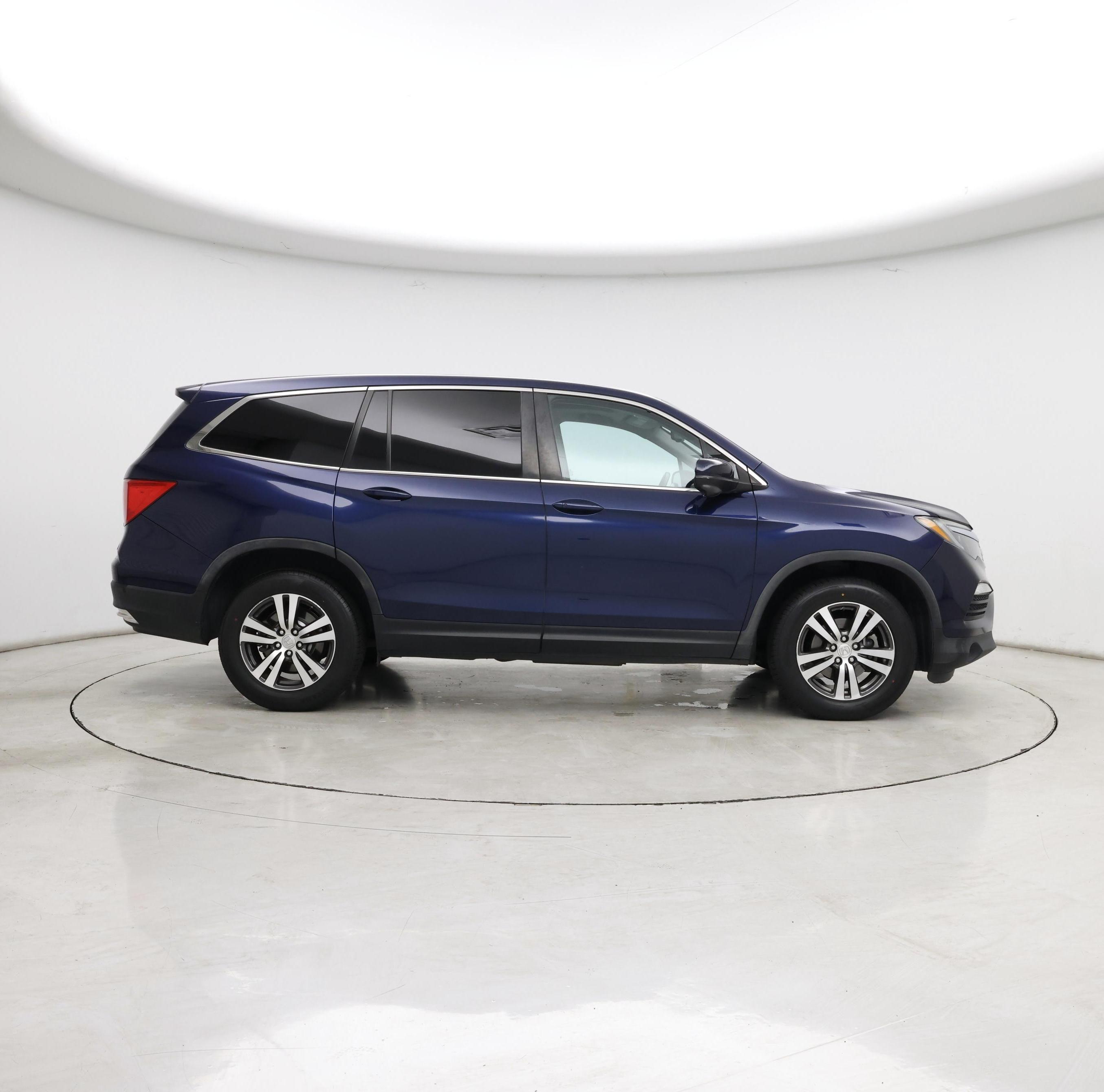 Thumbnail: 2016 Honda Pilot - 7