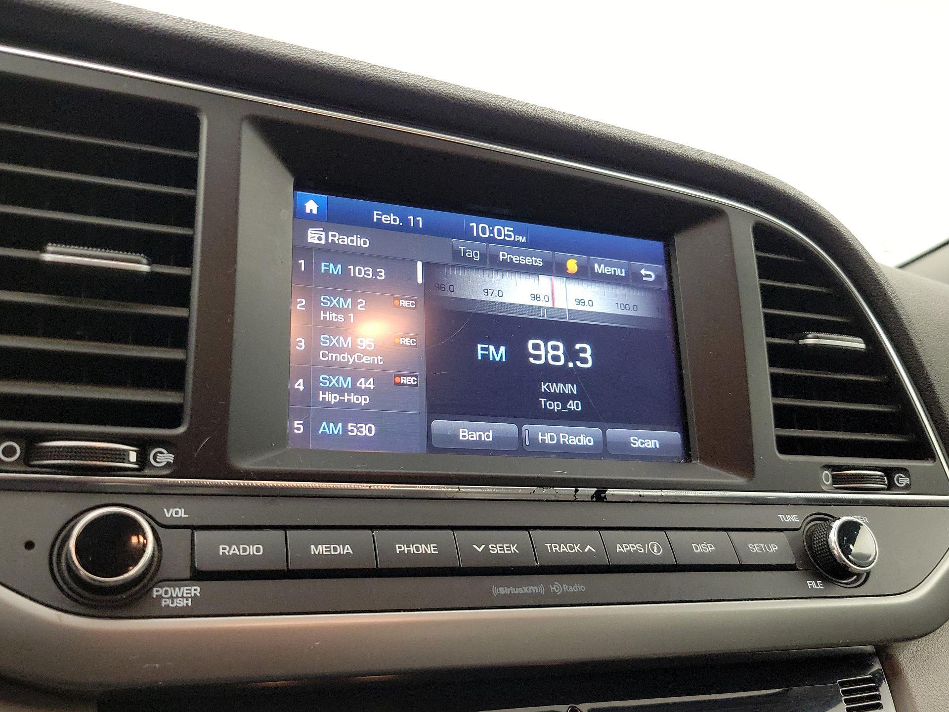 Thumbnail: 2017 Hyundai Elantra - 15