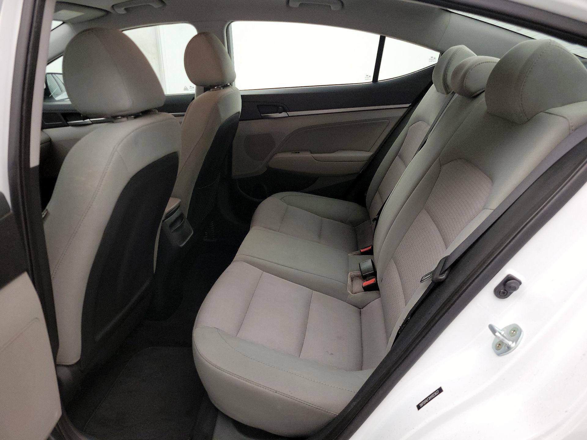 Thumbnail: 2017 Hyundai Elantra - 19