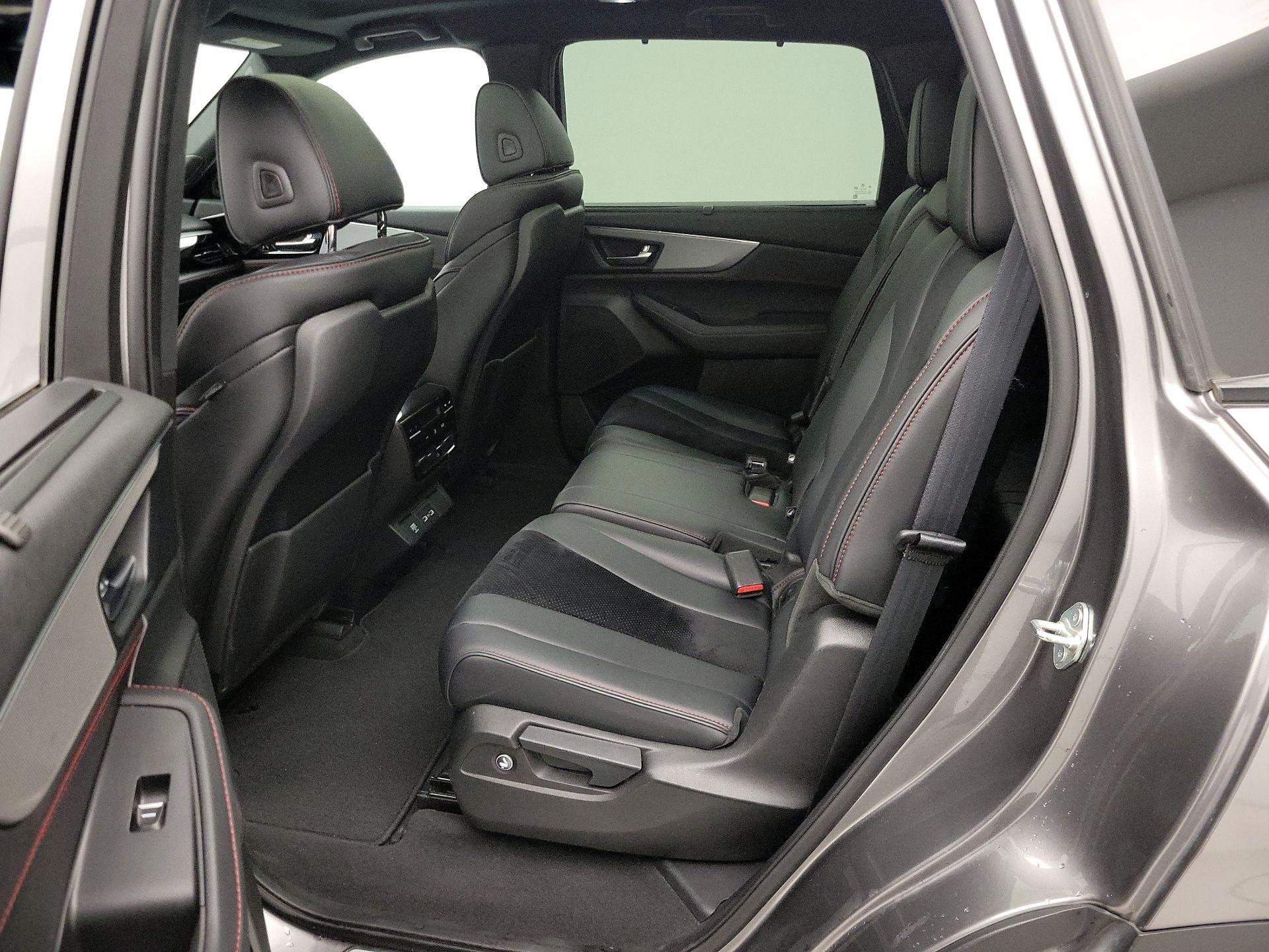 Thumbnail: 2023 Acura MDX - 20