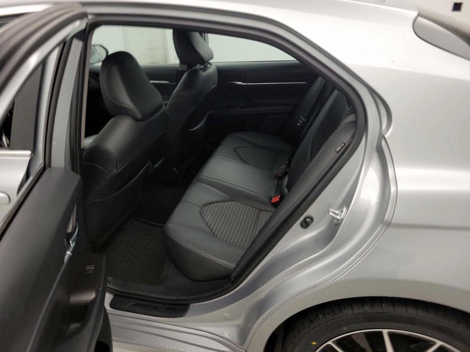 Thumbnail: 2022 Toyota Camry - 19