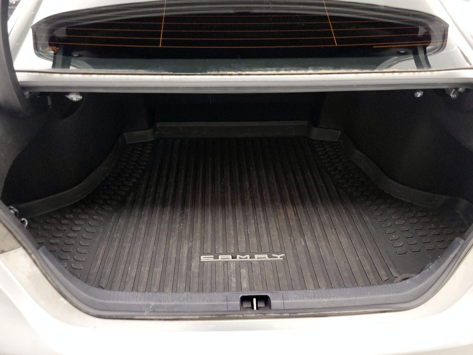 Thumbnail: 2022 Toyota Camry - 20