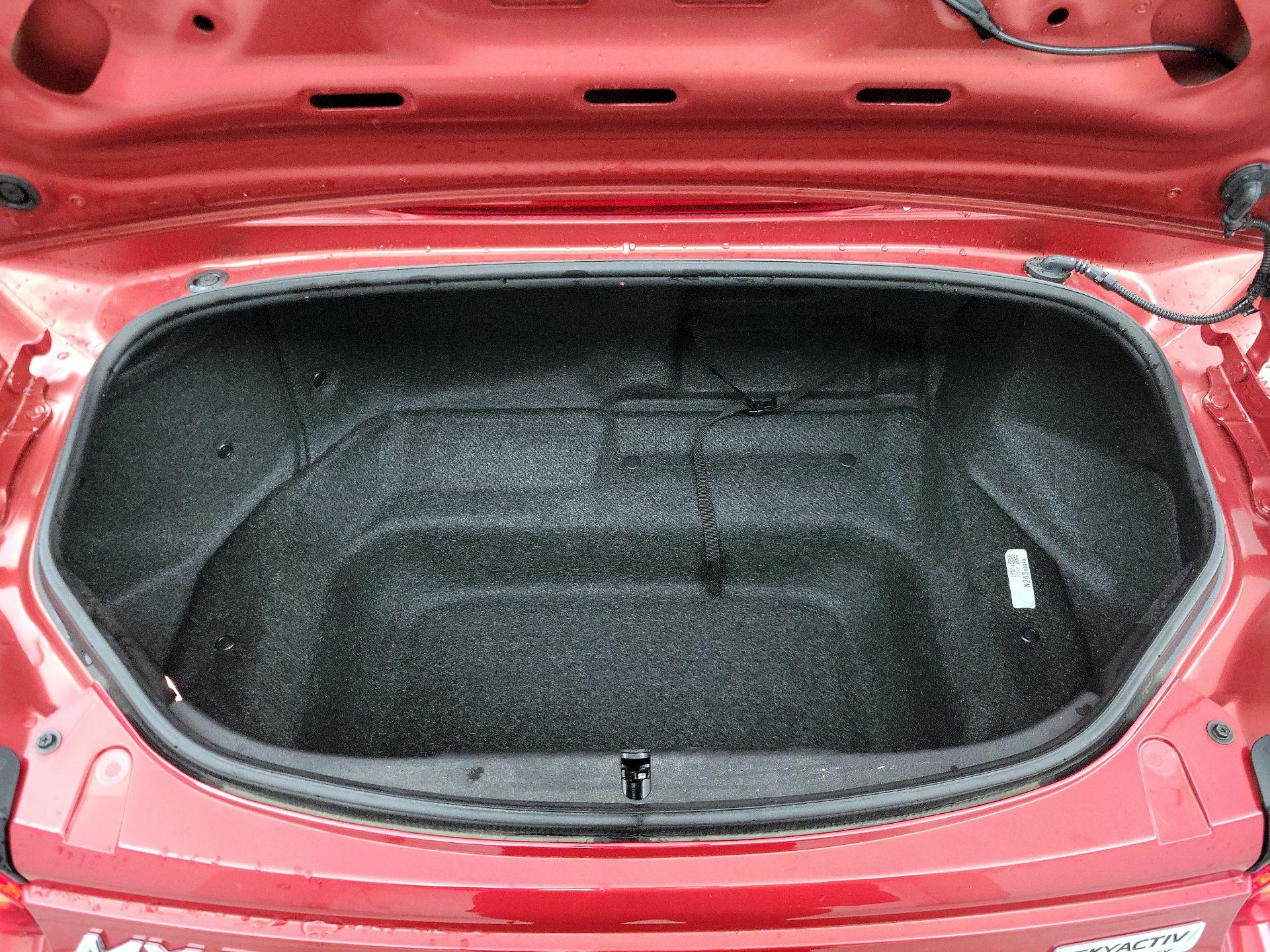 Thumbnail: 2016 Mazda MX-5 Miata - 19