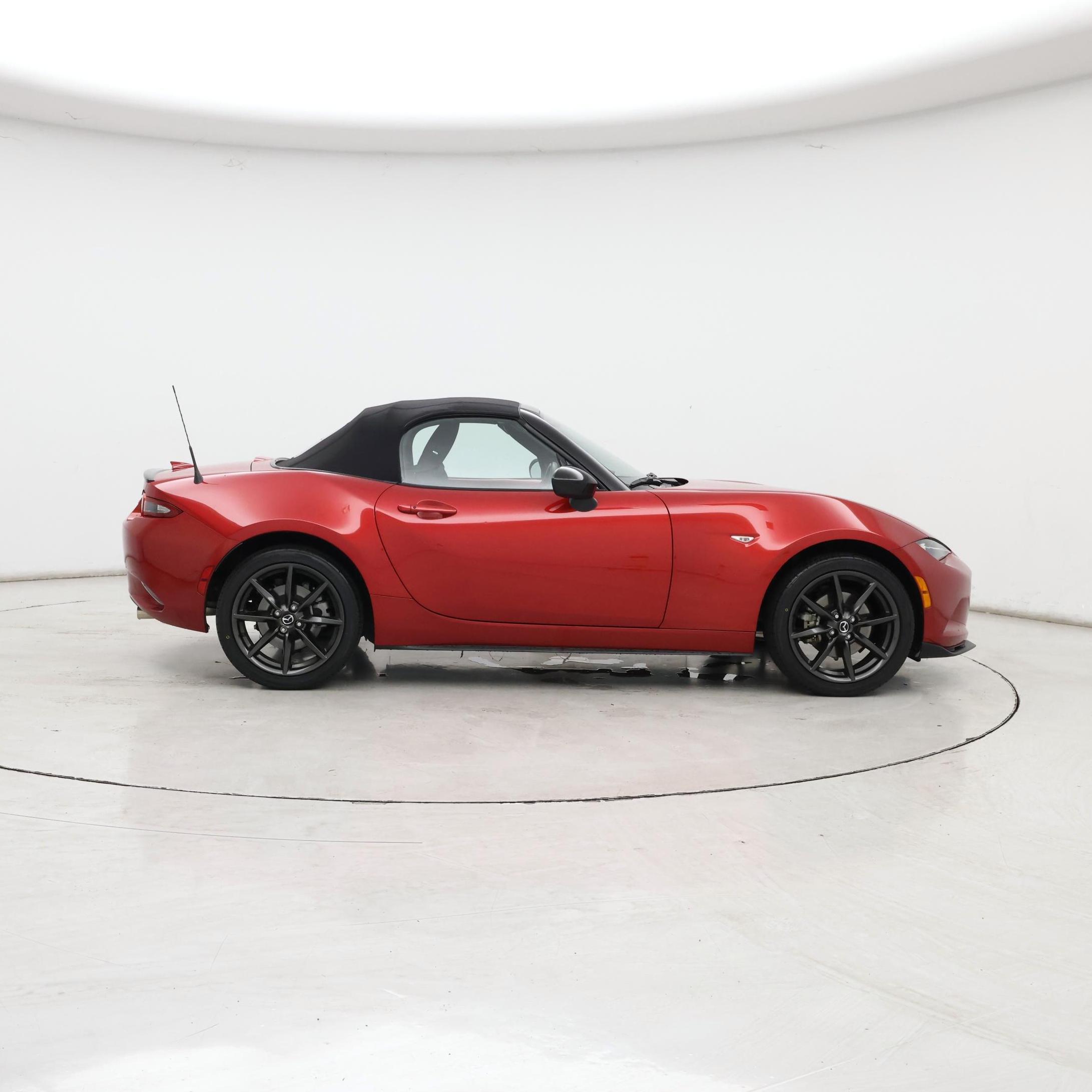 Thumbnail: 2016 Mazda MX-5 Miata - 7