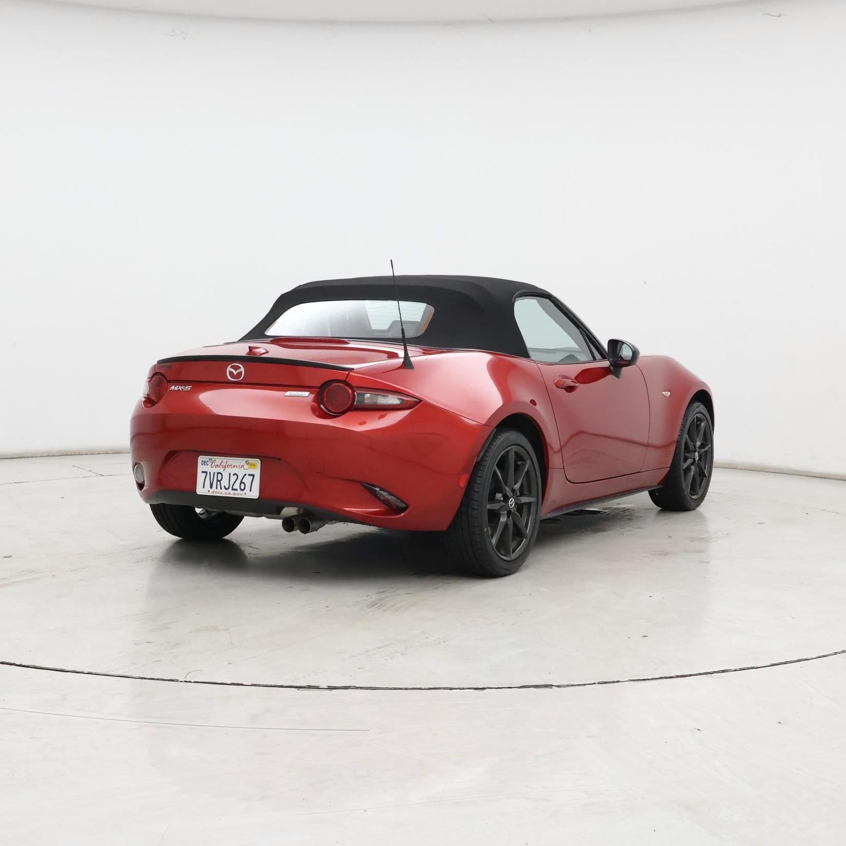 Thumbnail: 2016 Mazda MX-5 Miata - 8