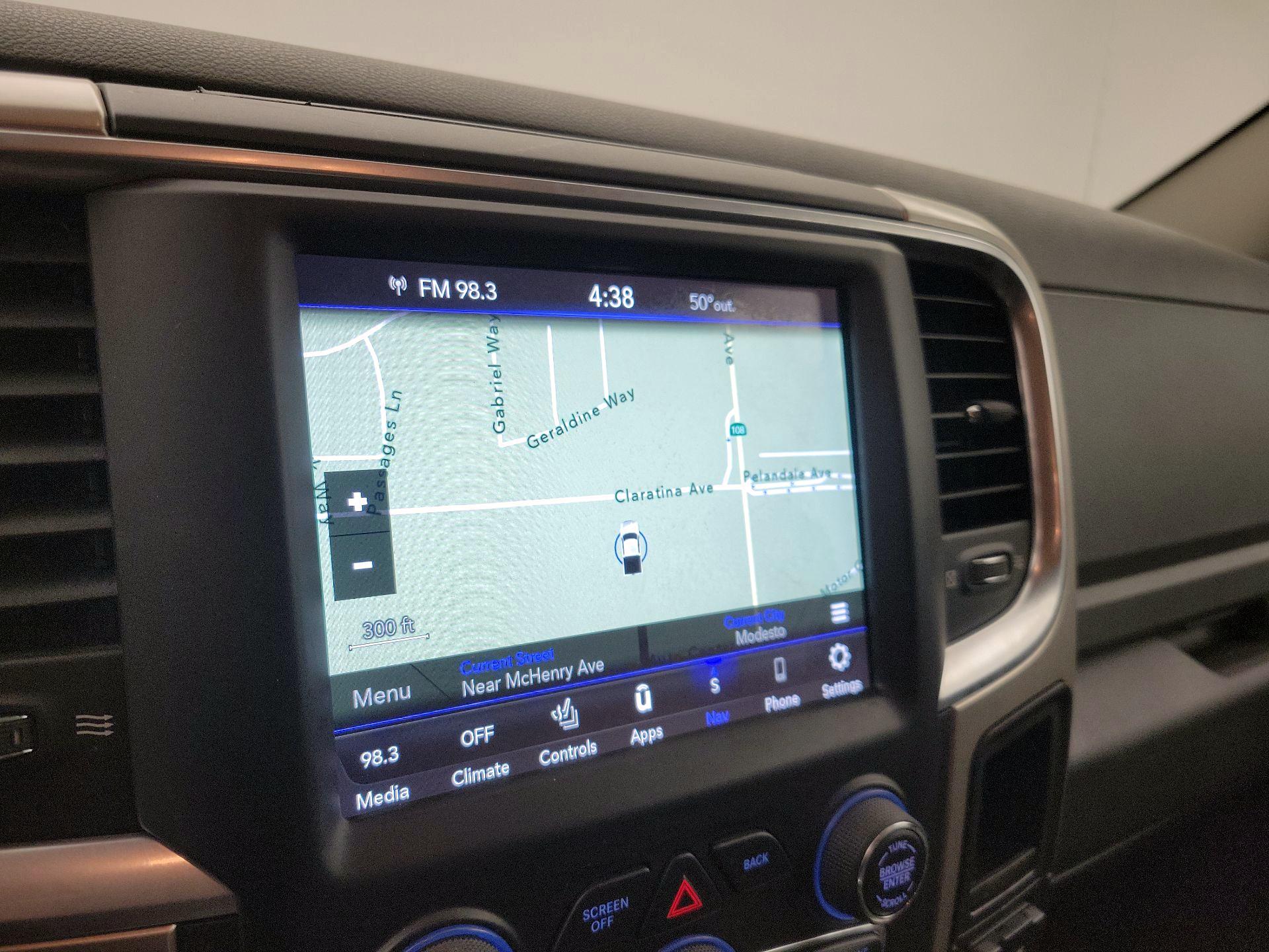 Thumbnail: 2020 RAM 1500 Classic - 14