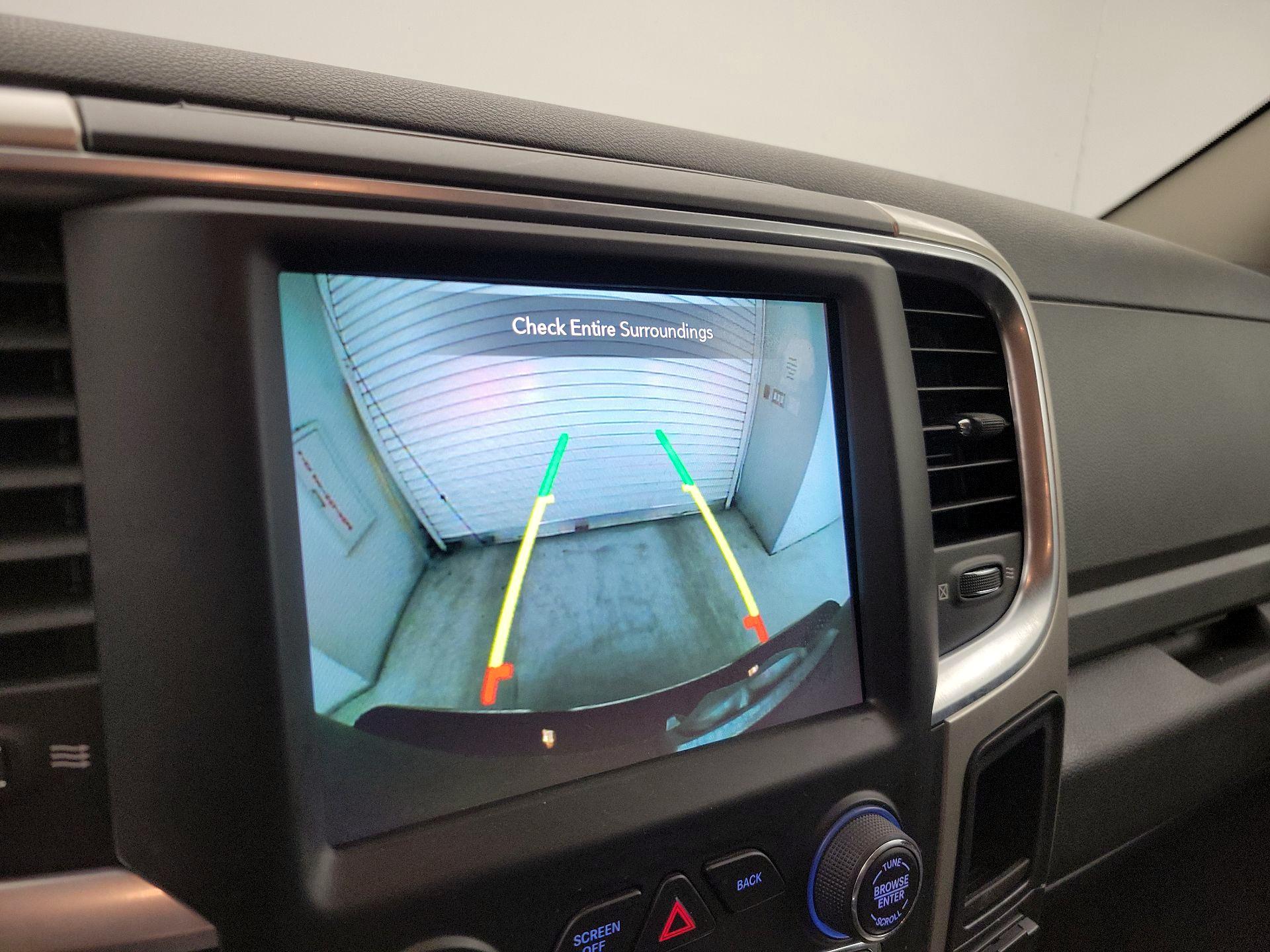 Thumbnail: 2020 RAM 1500 Classic - 15