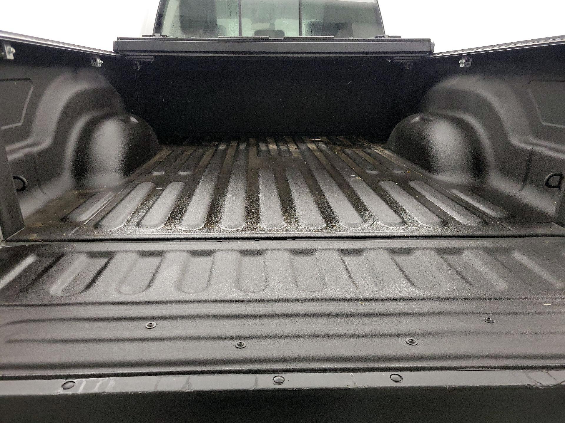 Thumbnail: 2020 RAM 1500 Classic - 20