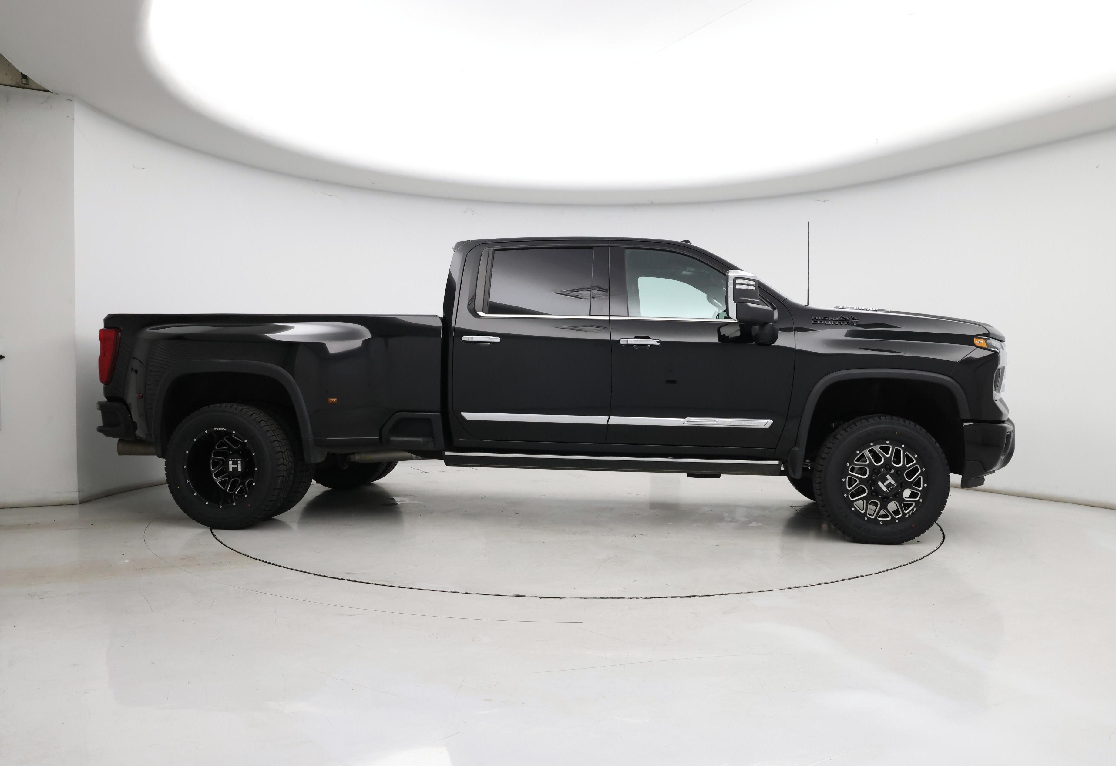 Thumbnail: 2024 Chevrolet Silverado 3500 - 7