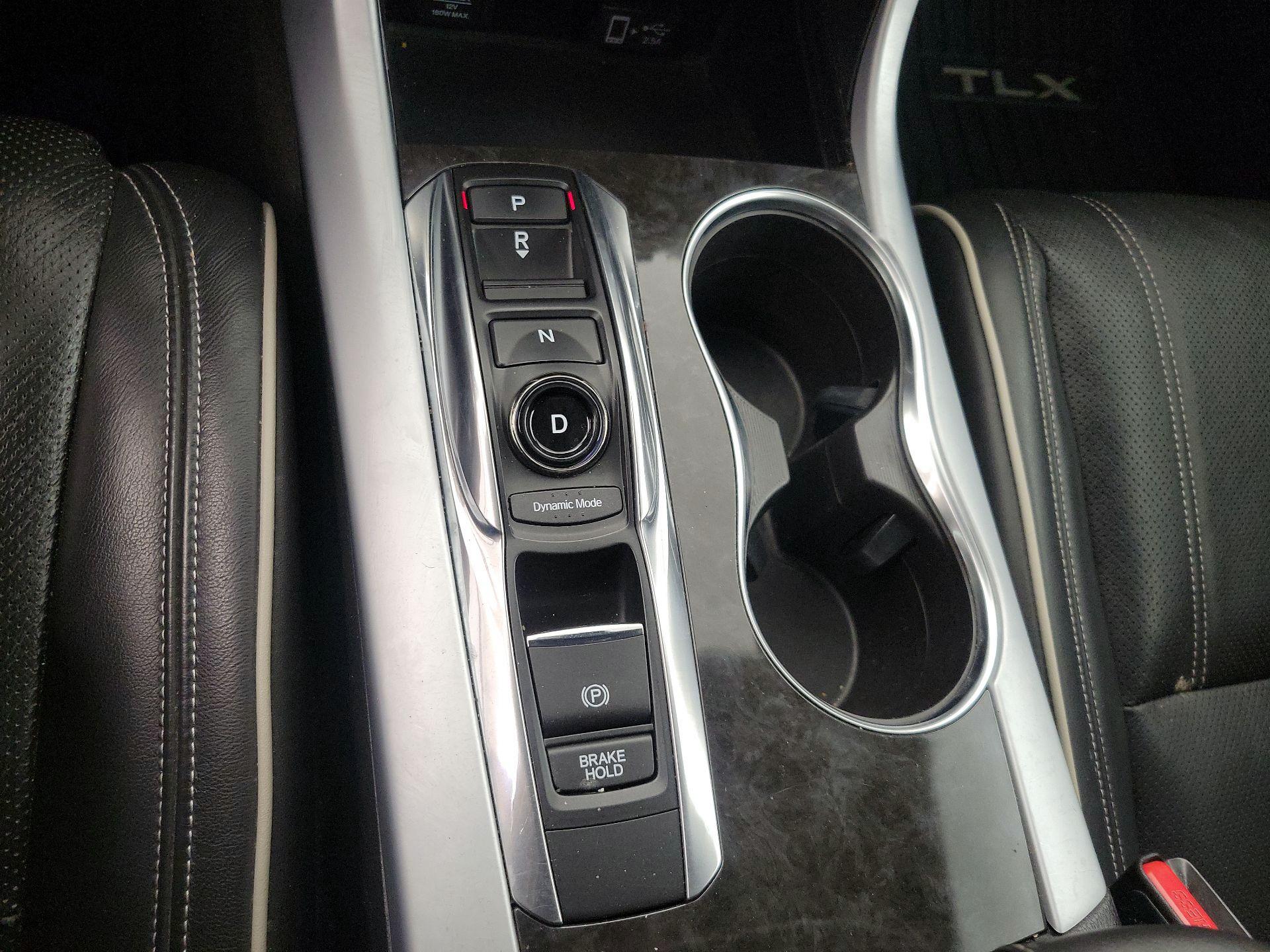 Thumbnail: 2020 Acura TLX - 18