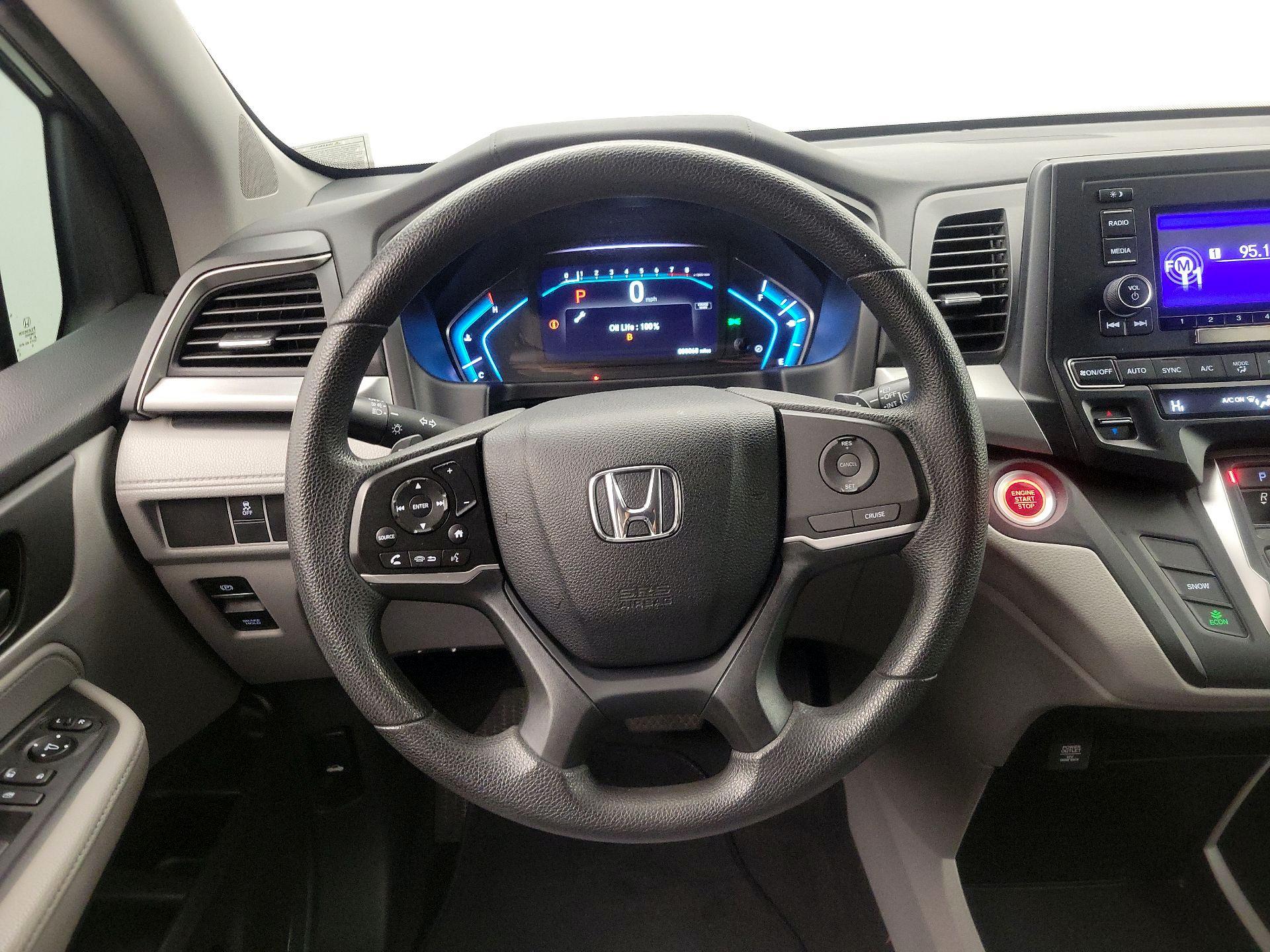 Thumbnail: 2019 Honda Odyssey - 10