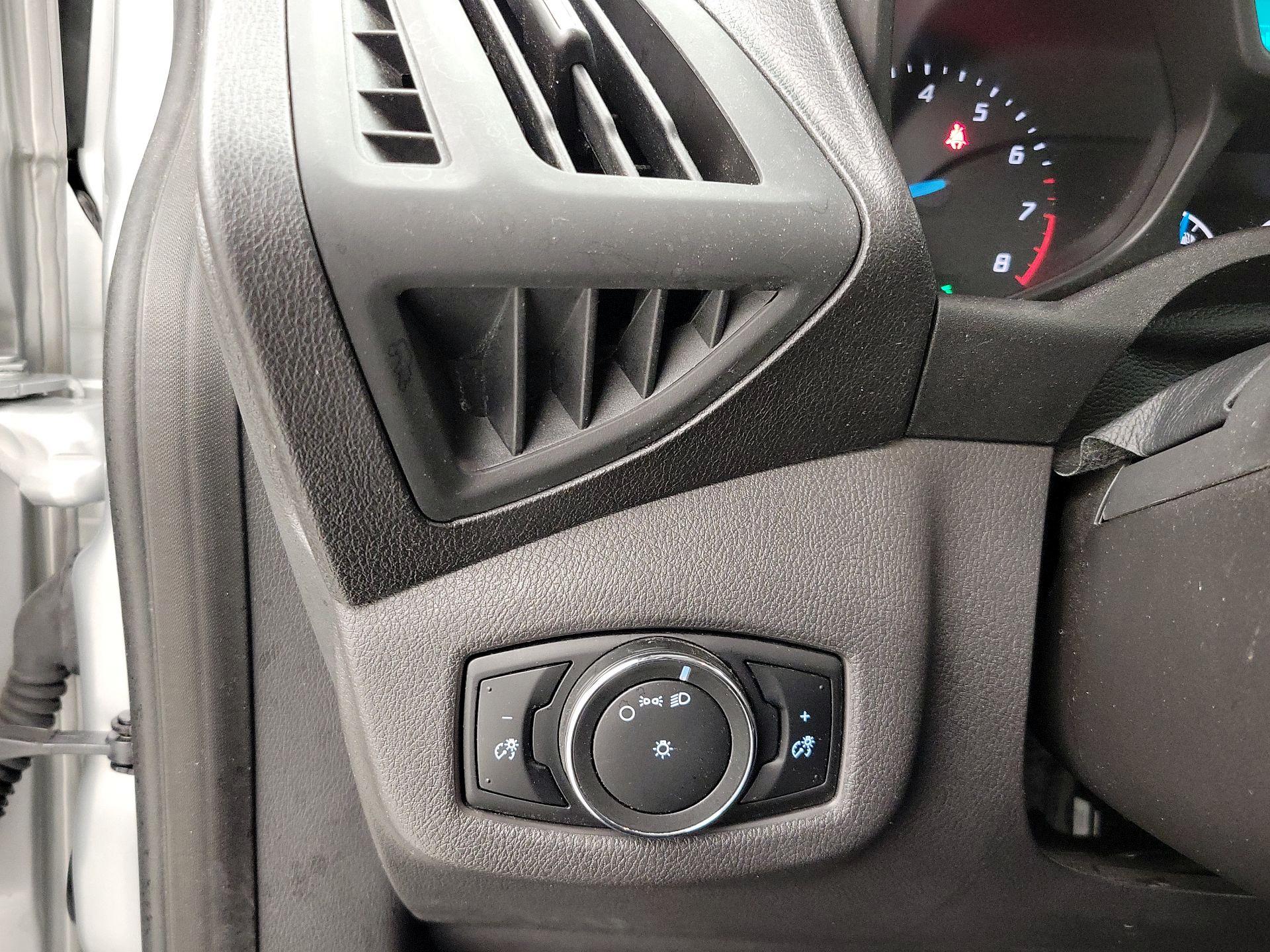 Thumbnail: 2016 Ford Transit Series - 13