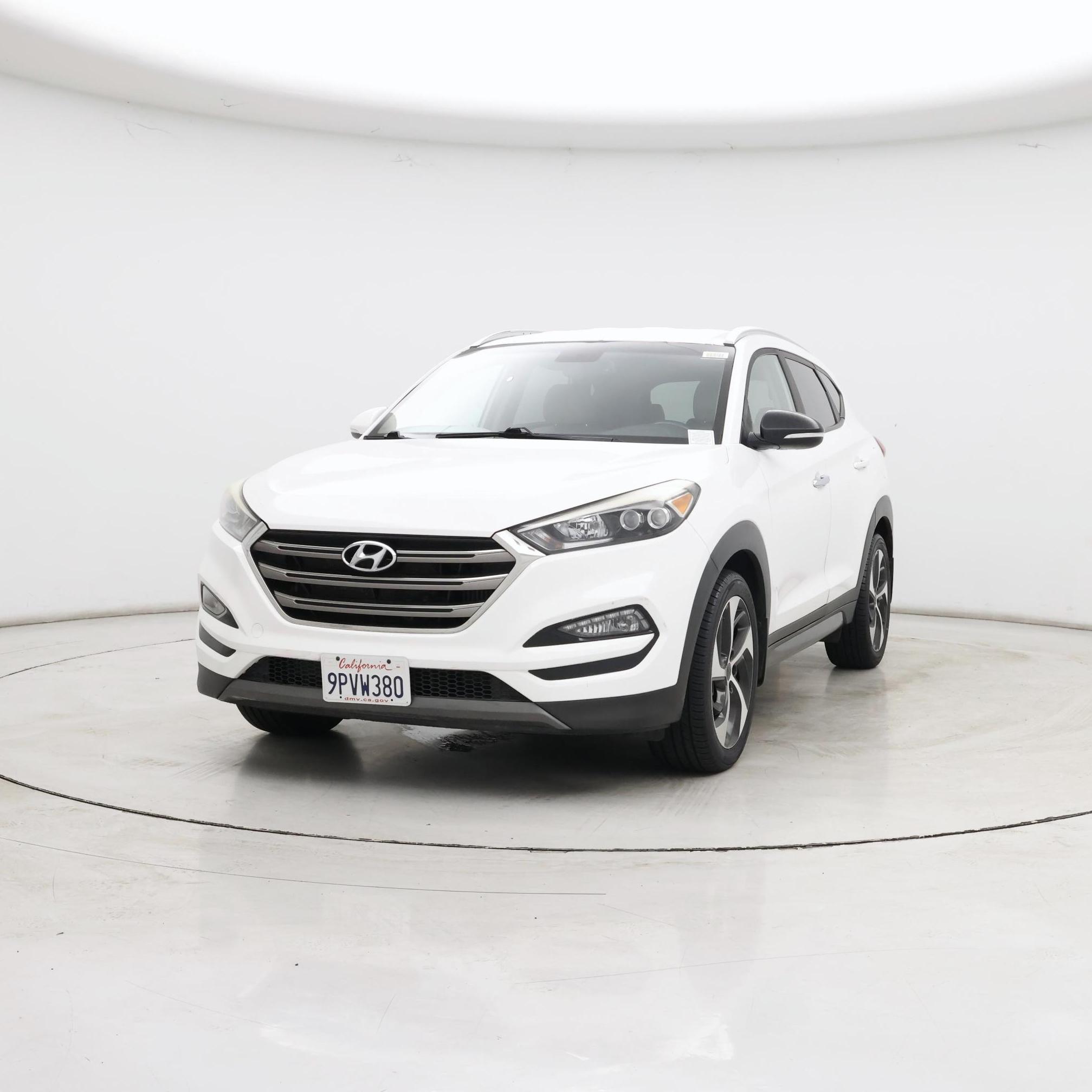 Thumbnail: 2016 Hyundai Tucson - 4