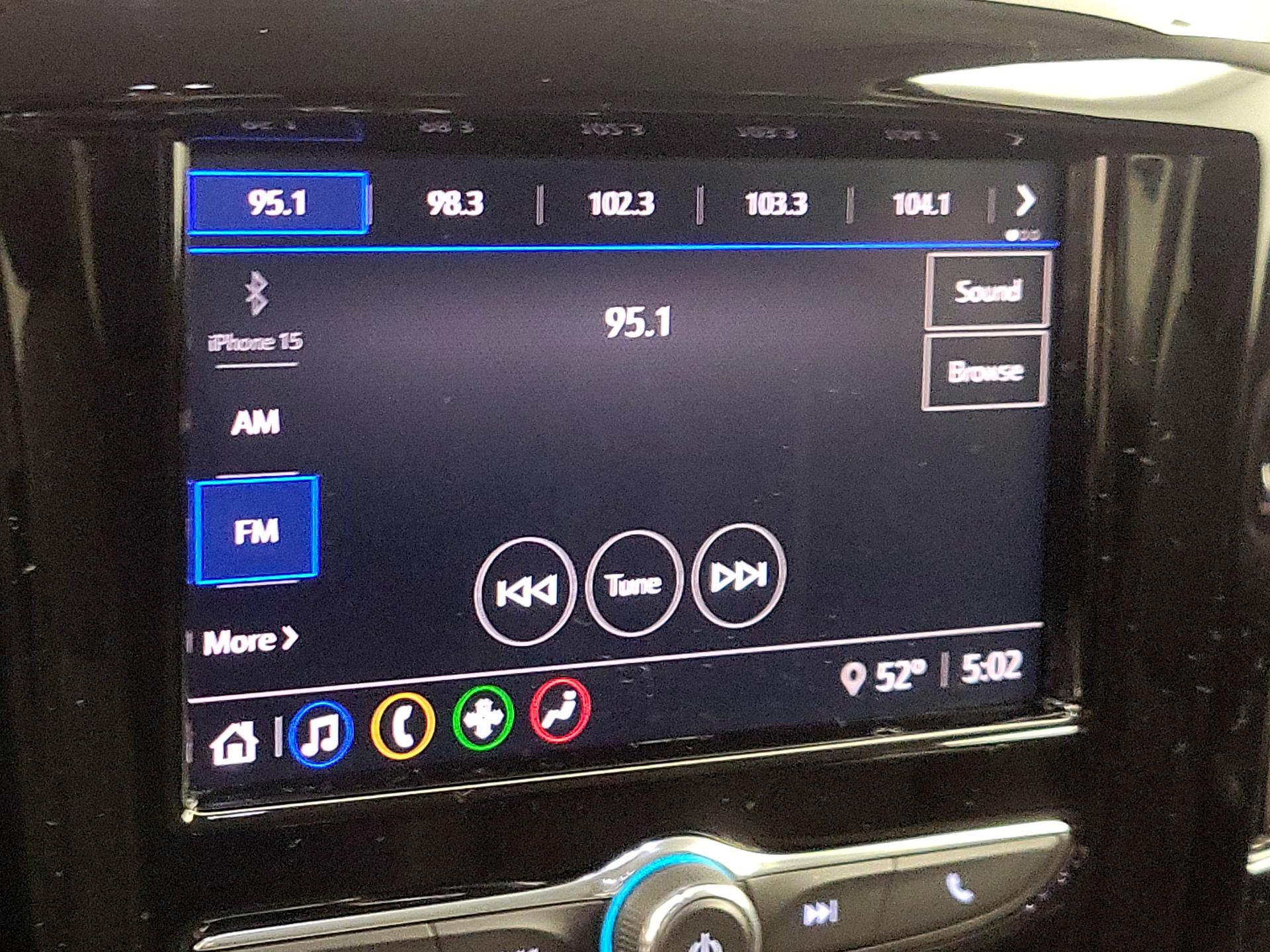 Thumbnail: 2020 Chevrolet Traverse - 15