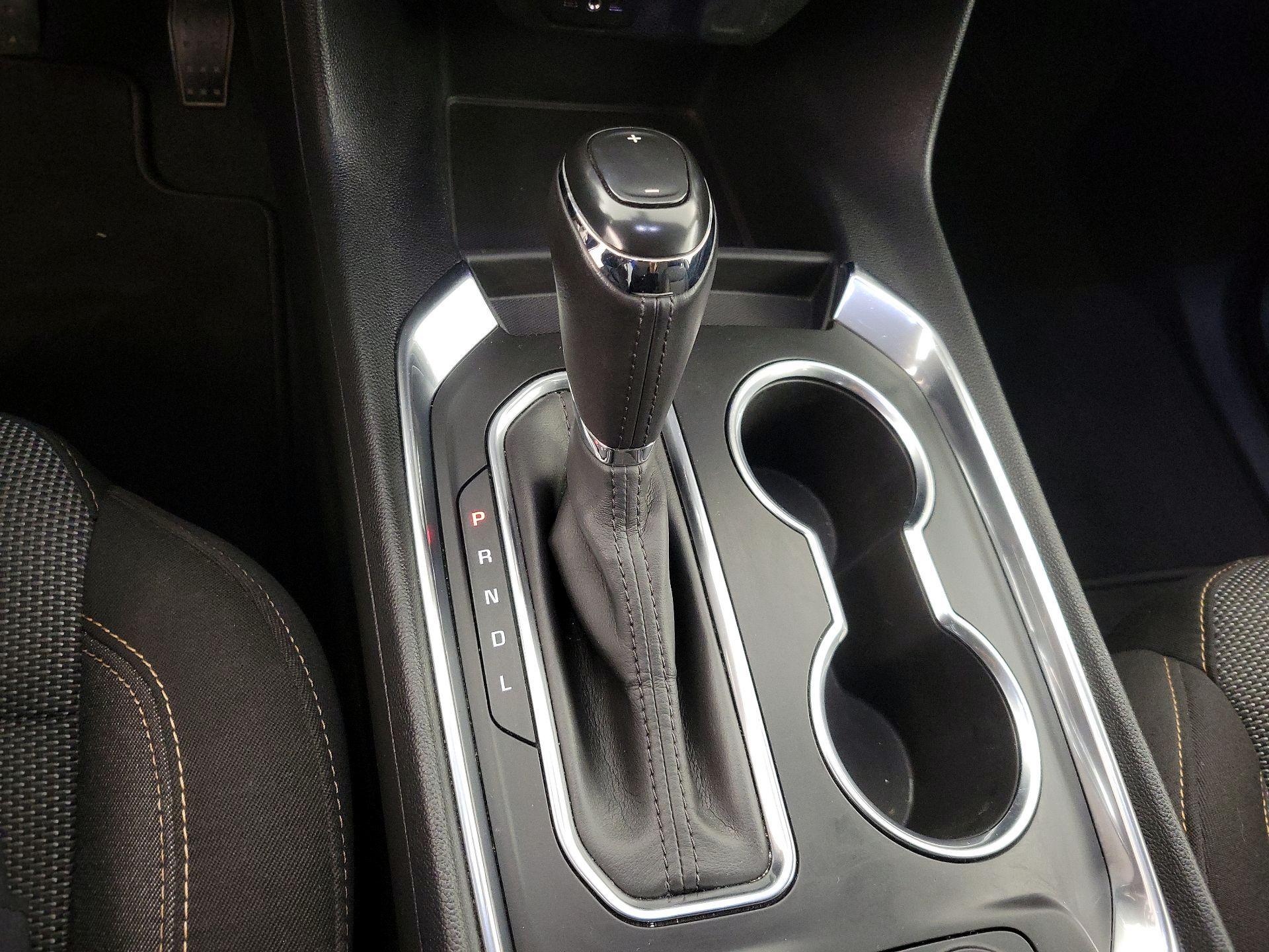 Thumbnail: 2020 Chevrolet Traverse - 17