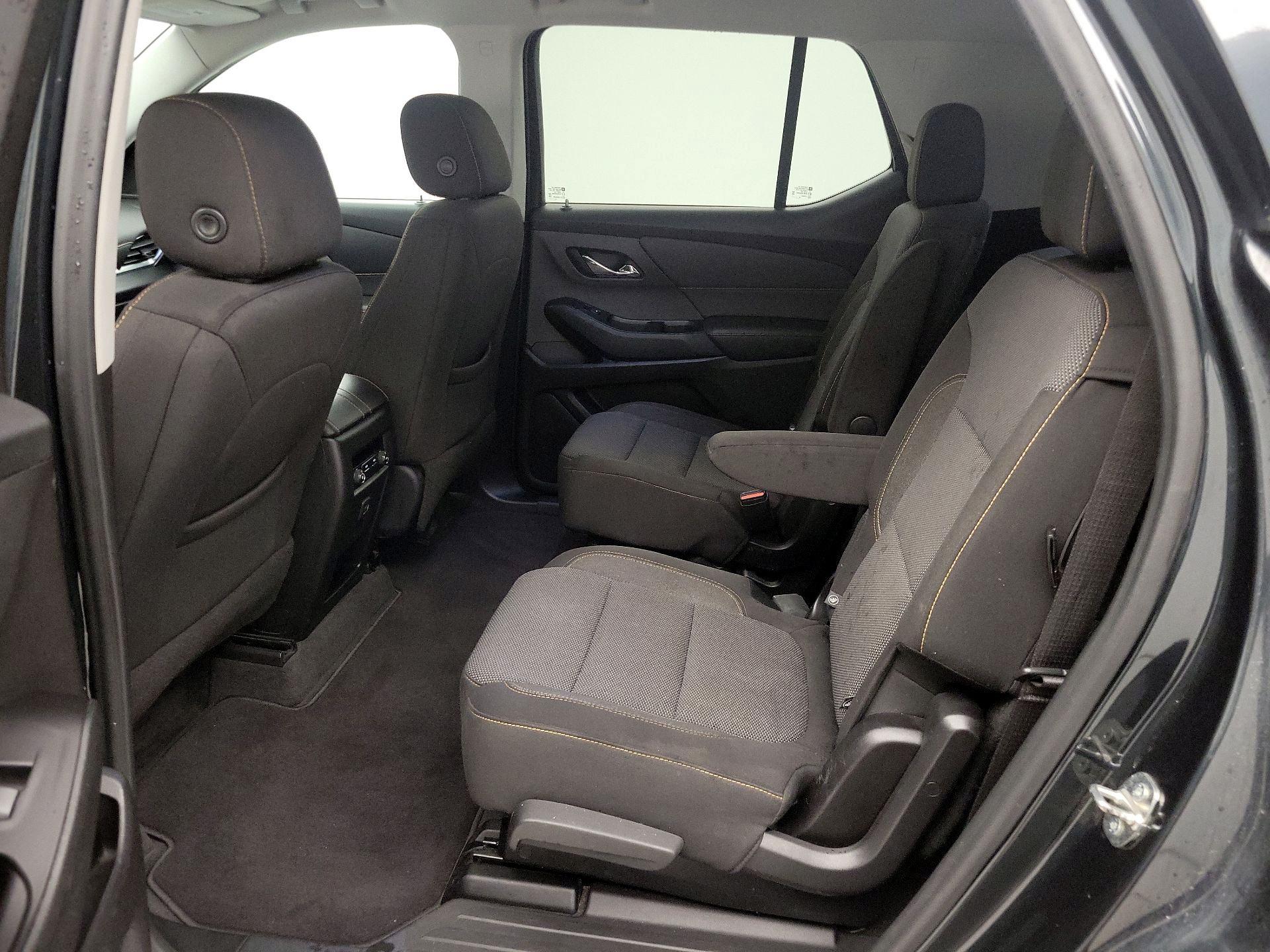 Thumbnail: 2020 Chevrolet Traverse - 19