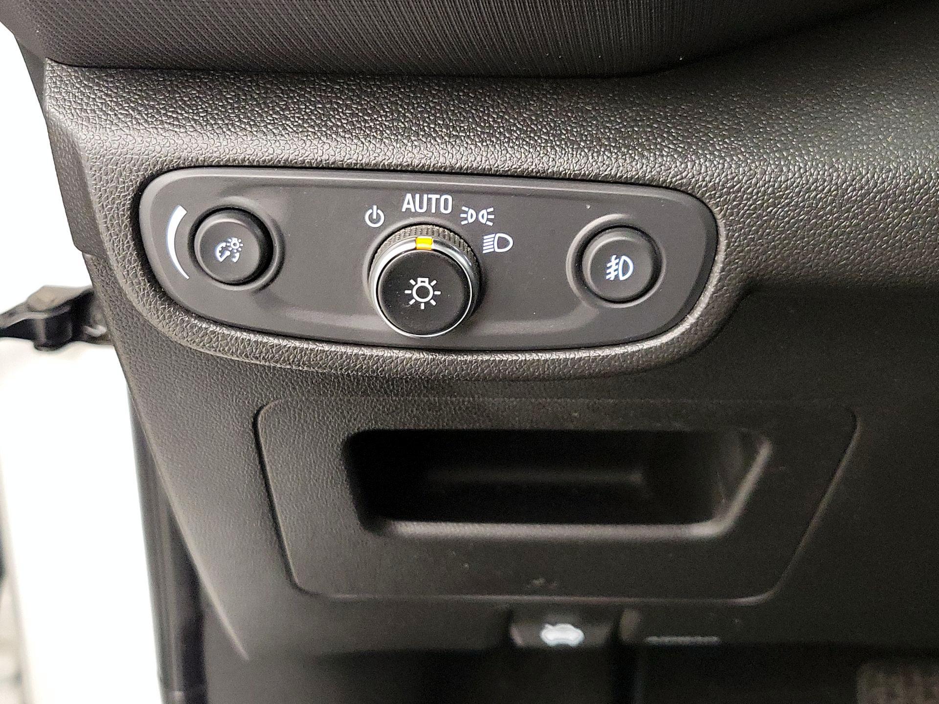 Thumbnail: 2023 Chevrolet TrailBlazer - 13